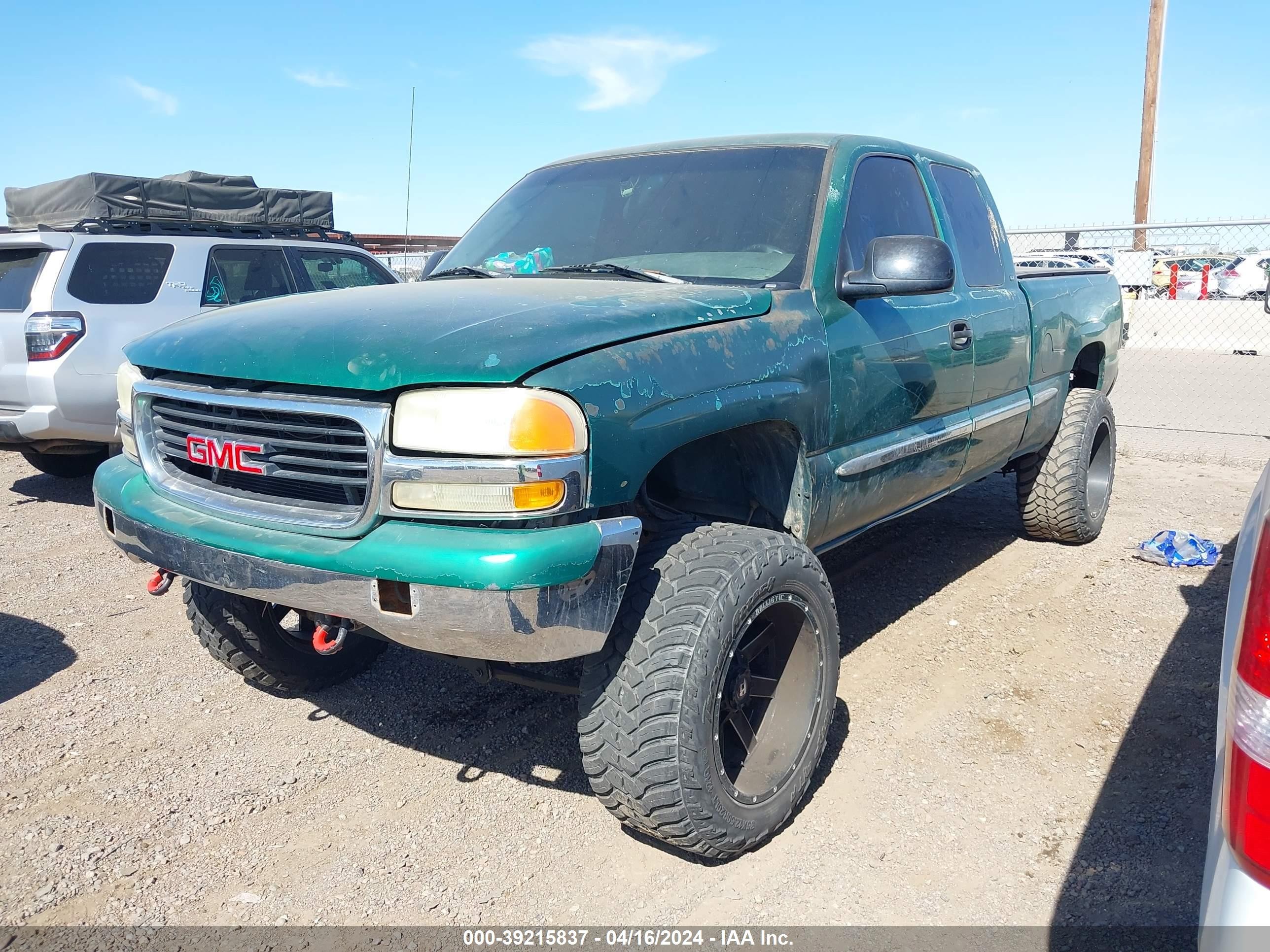 Photo 1 VIN: 2GTEK19T2Y1201210 - GMC SIERRA 