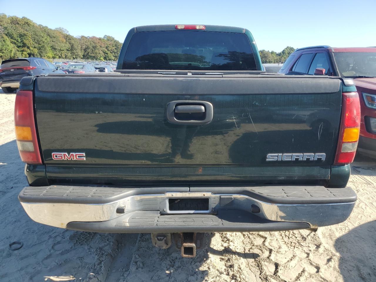 Photo 5 VIN: 2GTEK19T321249399 - GMC SIERRA 