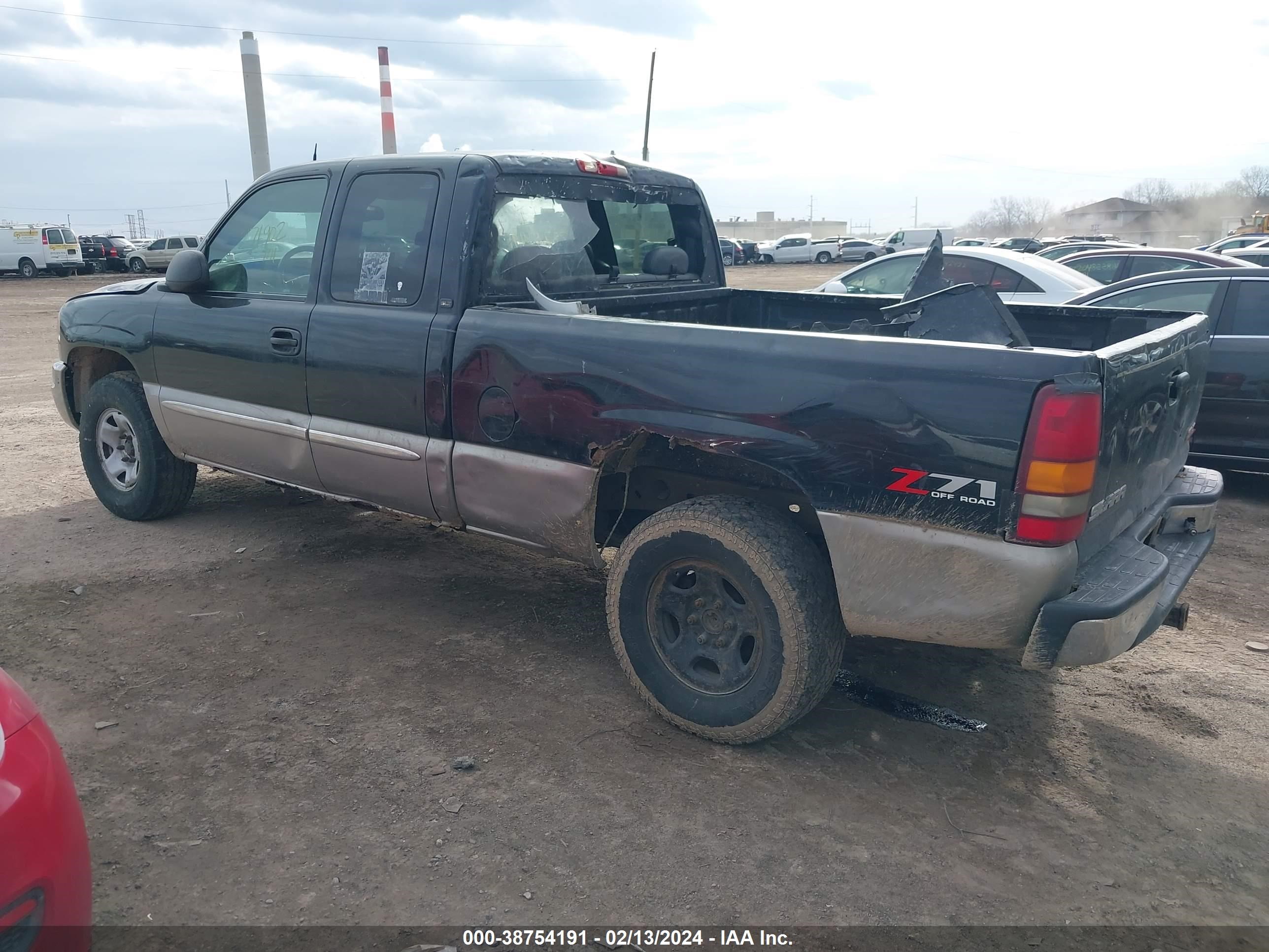 Photo 2 VIN: 2GTEK19T331321123 - GMC SIERRA 