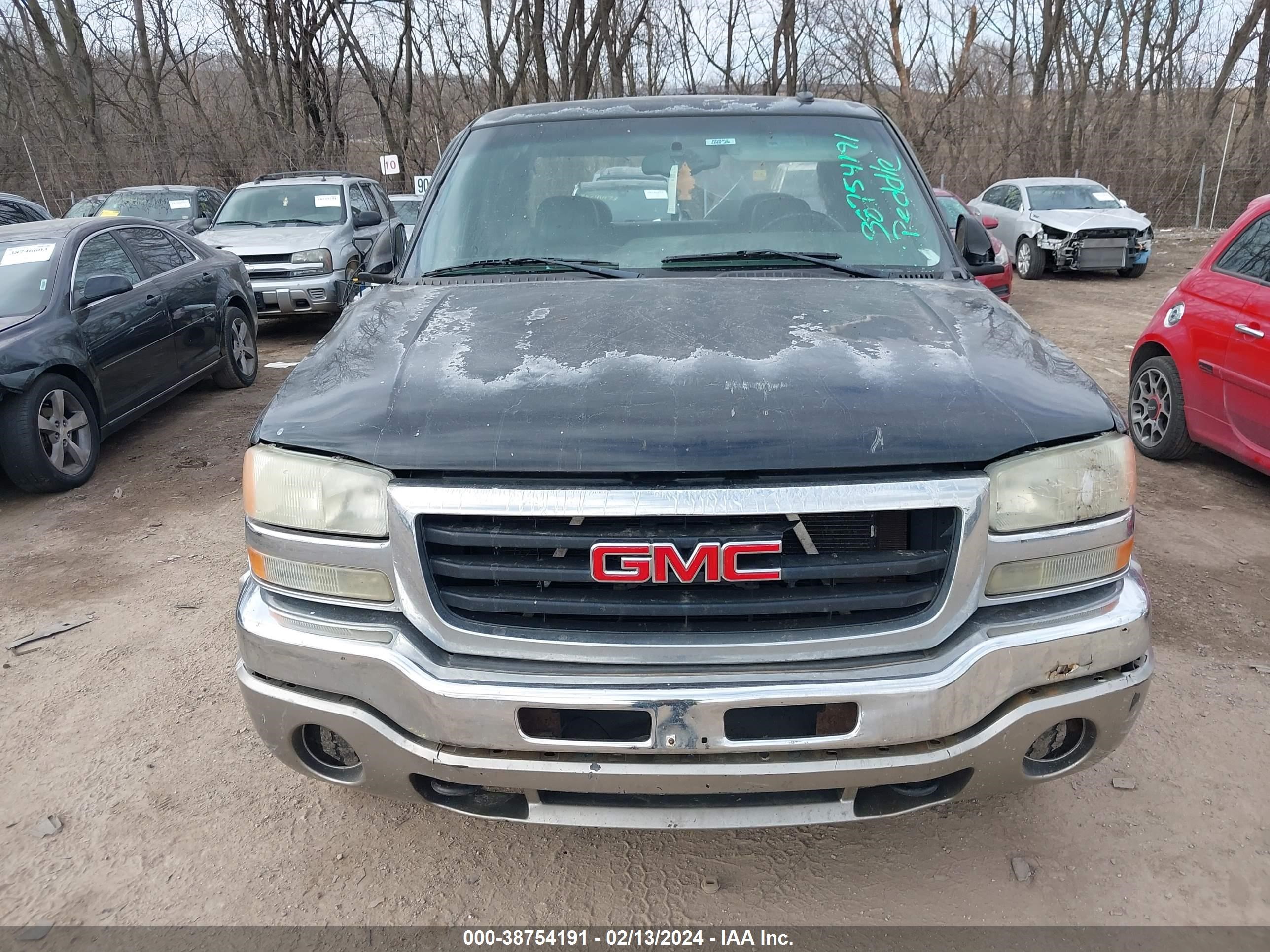 Photo 5 VIN: 2GTEK19T331321123 - GMC SIERRA 