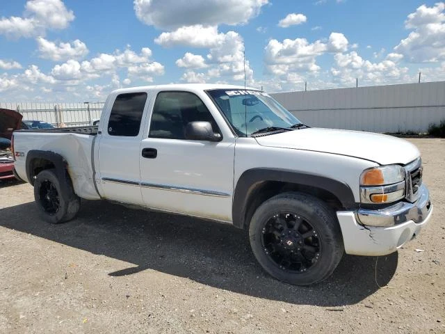 Photo 3 VIN: 2GTEK19T331394363 - GMC NEW SIERRA 