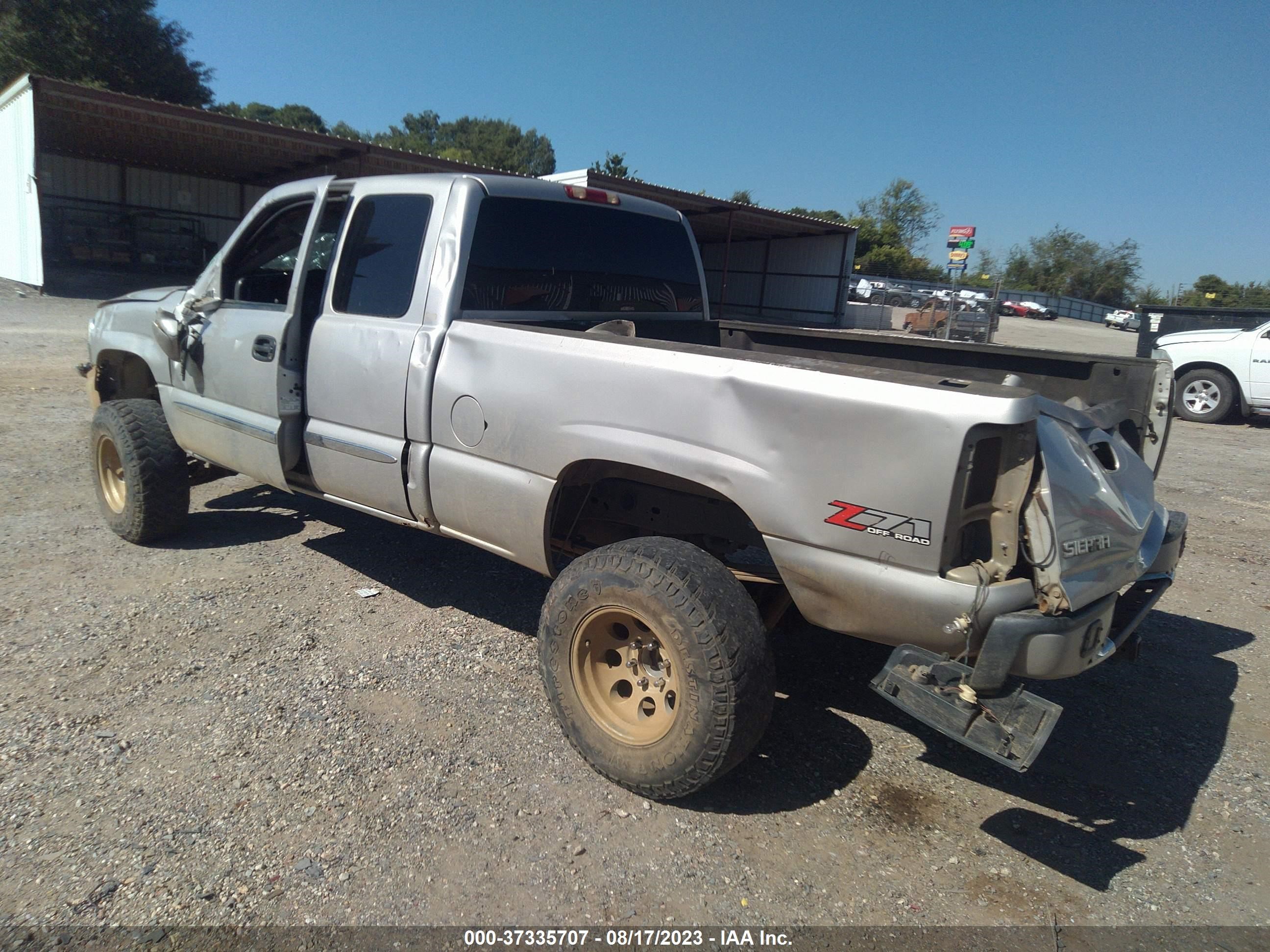 Photo 2 VIN: 2GTEK19T441227849 - GMC SIERRA 