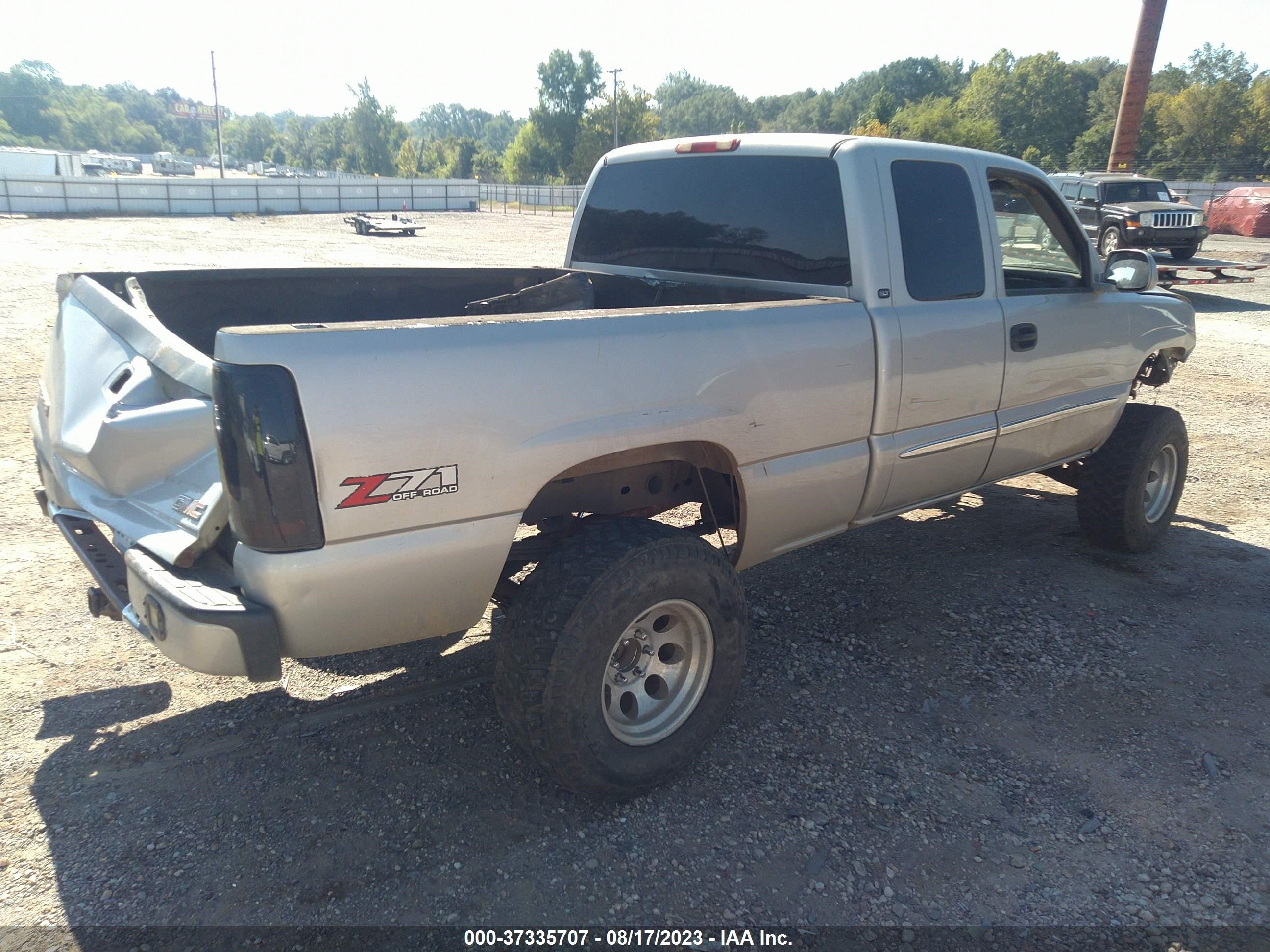 Photo 3 VIN: 2GTEK19T441227849 - GMC SIERRA 