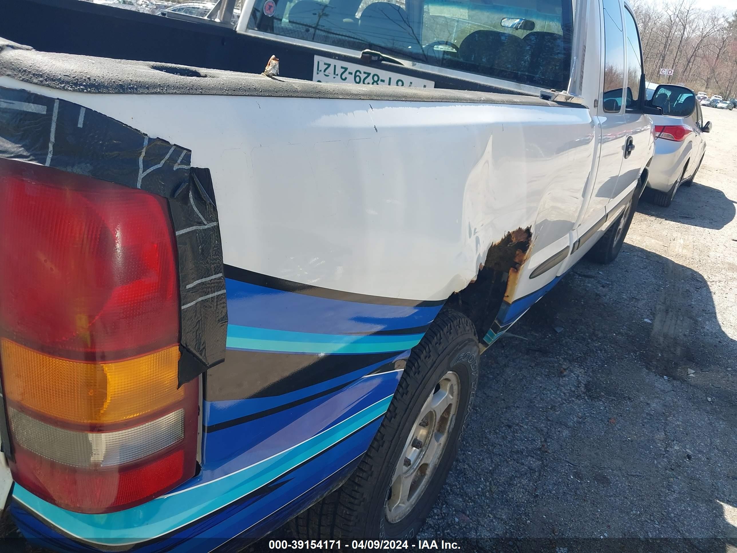 Photo 11 VIN: 2GTEK19T521269203 - GMC SIERRA 