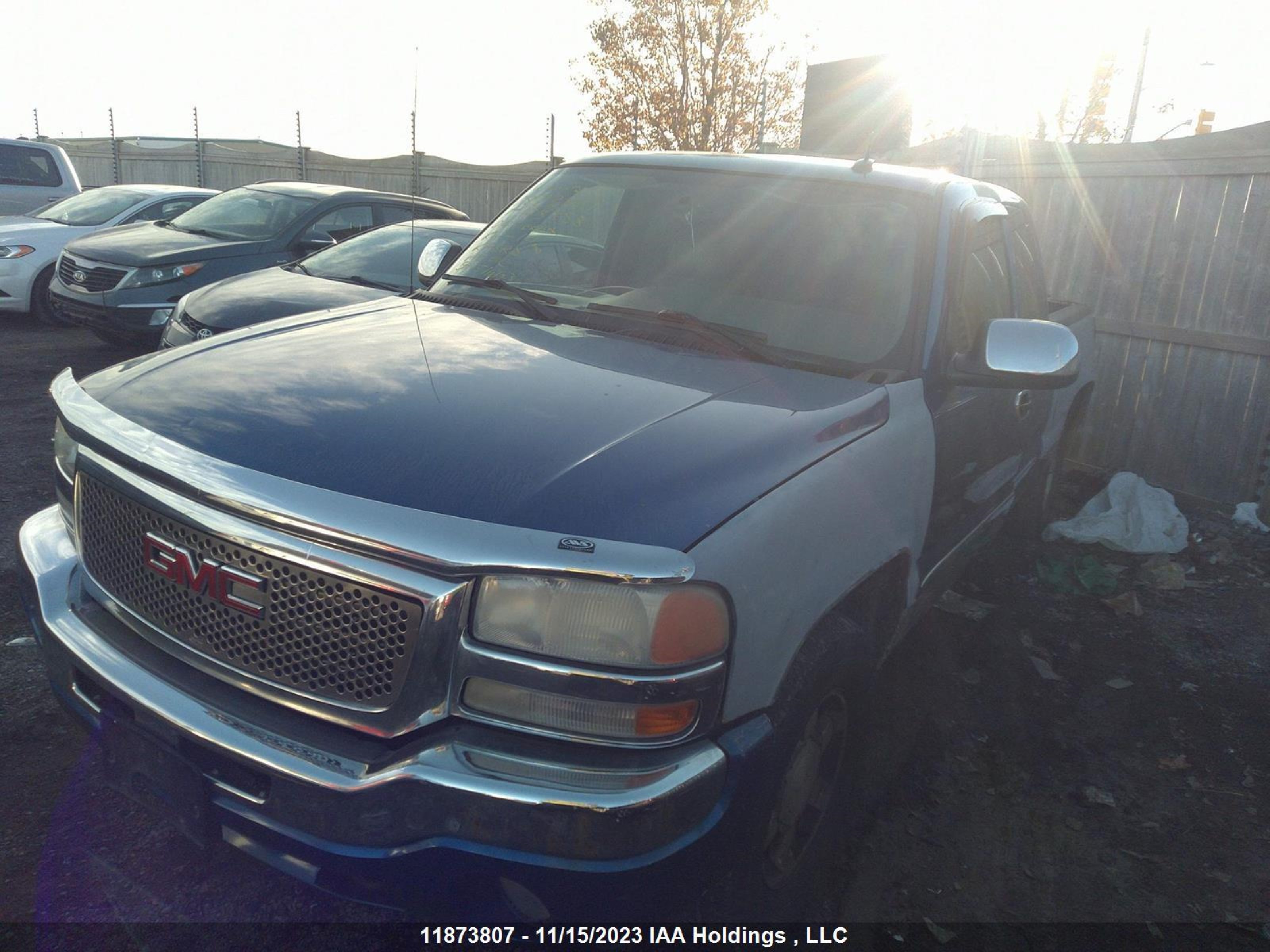 Photo 1 VIN: 2GTEK19T641148358 - GMC SIERRA 