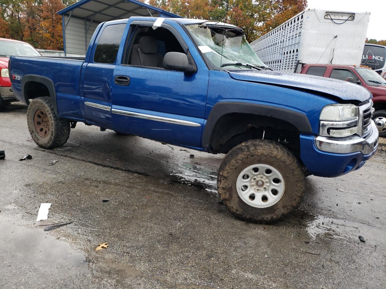 Photo 3 VIN: 2GTEK19T731188849 - GMC SIERRA 