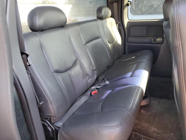 Photo 9 VIN: 2GTEK19T731290300 - GMC NEW SIERRA 