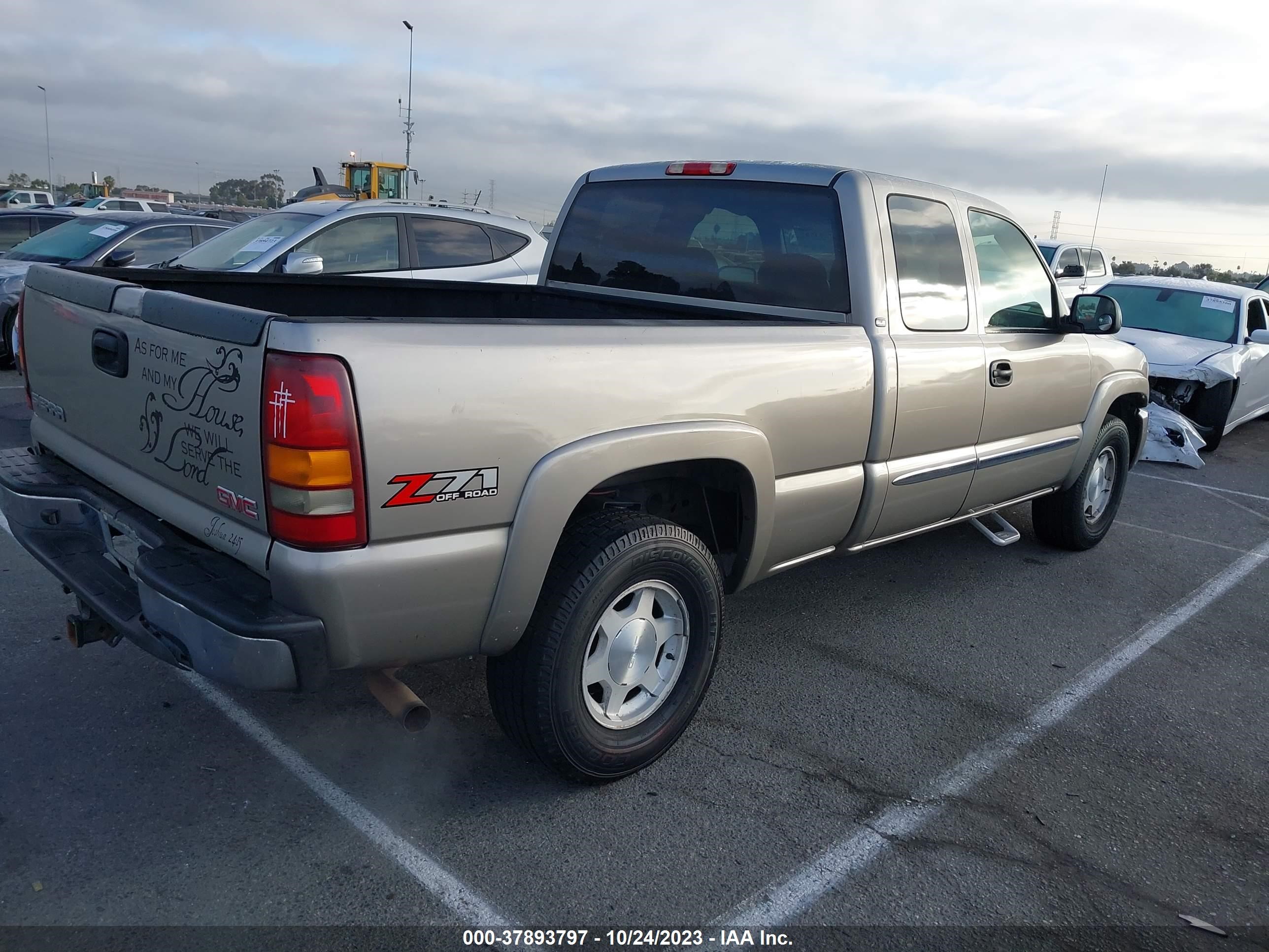 Photo 3 VIN: 2GTEK19T731318919 - GMC SIERRA 