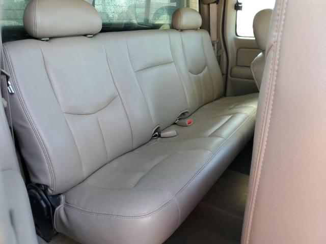 Photo 9 VIN: 2GTEK19T741181711 - GMC NEW SIERRA 