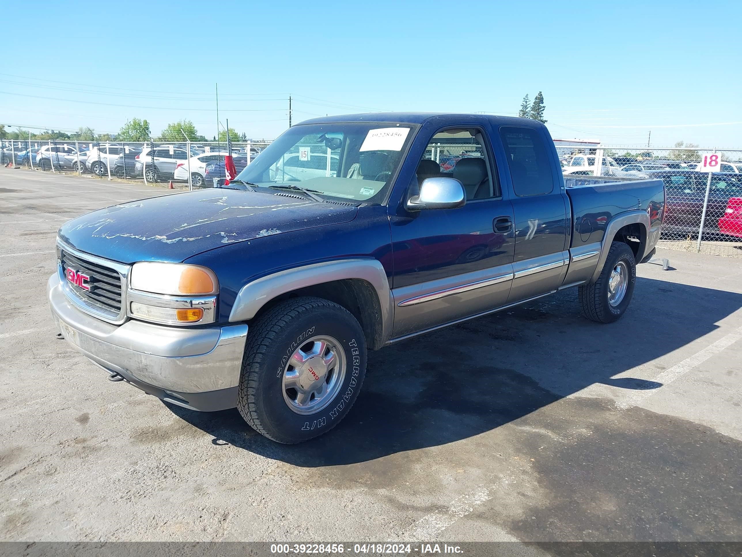 Photo 1 VIN: 2GTEK19T7Y1315137 - GMC SIERRA 