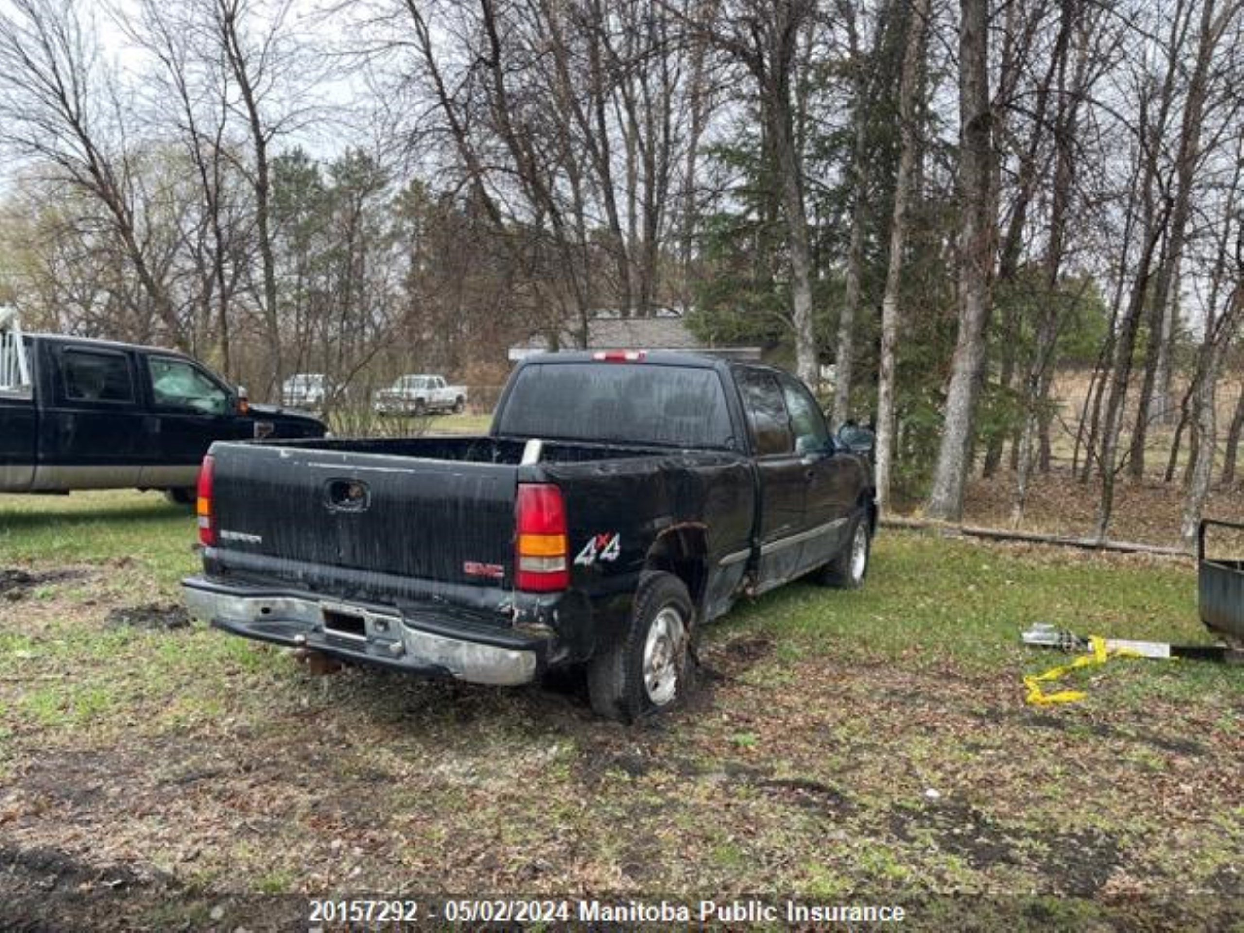 Photo 3 VIN: 2GTEK19T811126616 - GMC NULL 