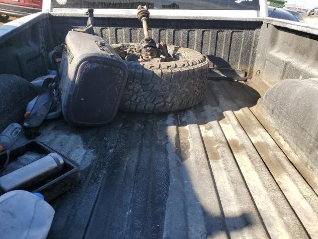 Photo 9 VIN: 2GTEK19T811132528 - GMC SIERRA 