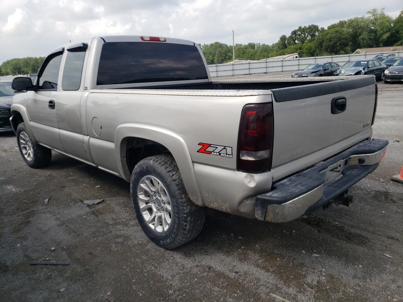 Photo 1 VIN: 2GTEK19T841215803 - GMC SIERRA 