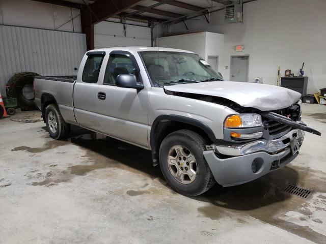 Photo 3 VIN: 2GTEK19T841328540 - GMC SIERRA 