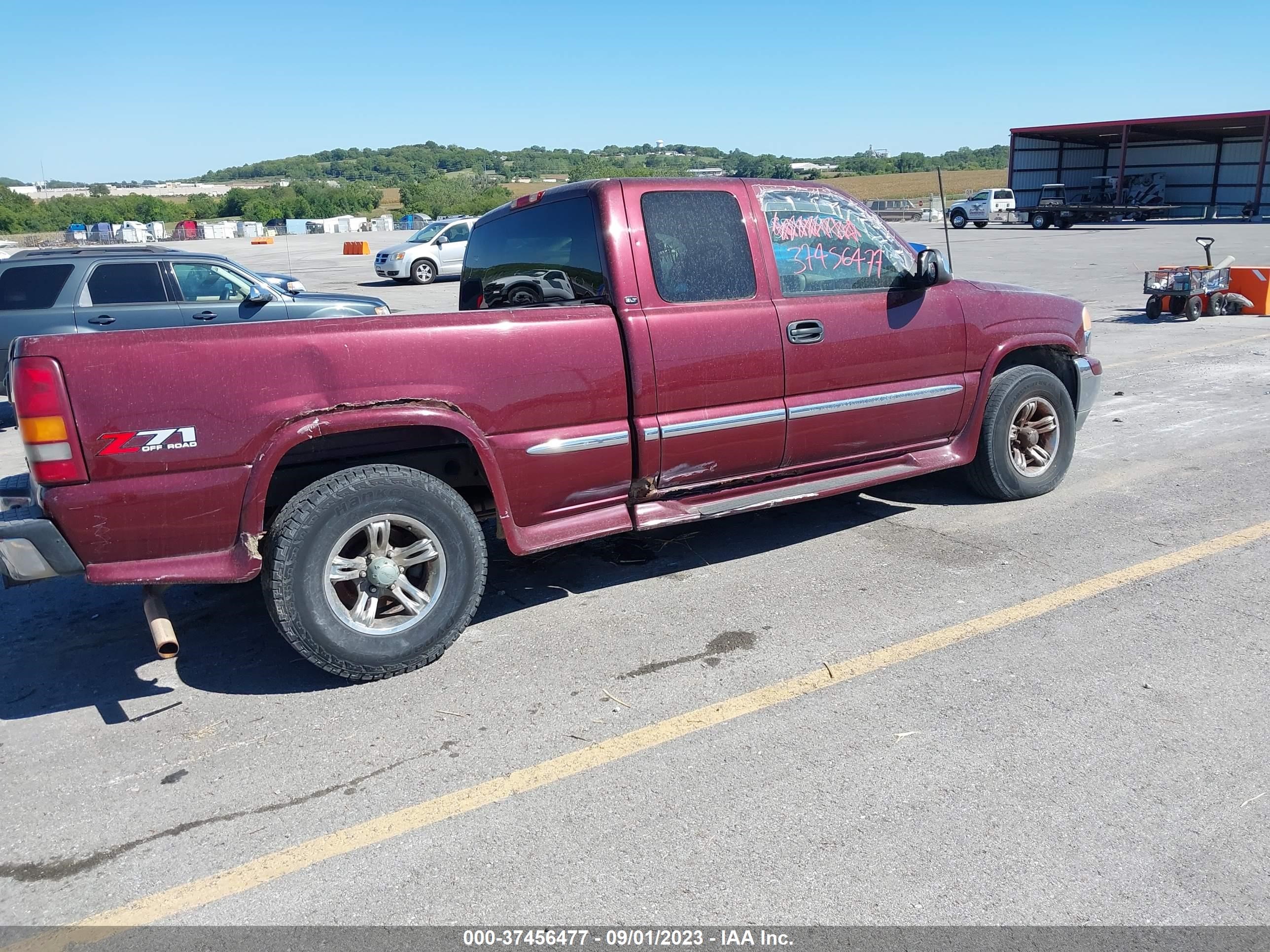 Photo 3 VIN: 2GTEK19T921315437 - GMC SIERRA 