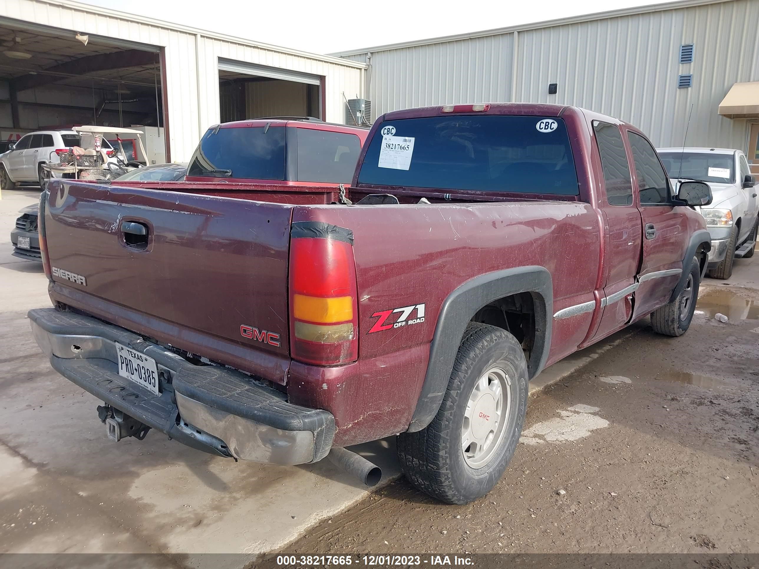 Photo 3 VIN: 2GTEK19T921426229 - GMC SIERRA 