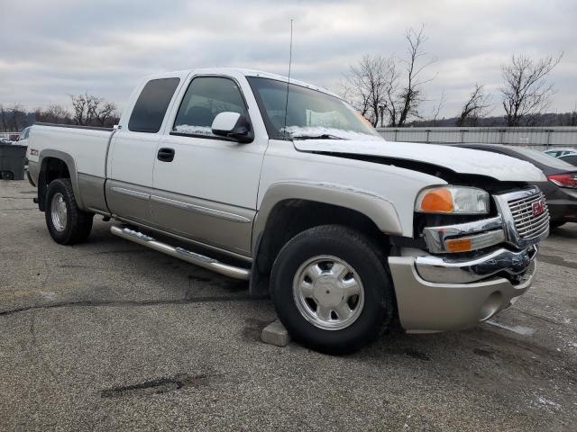 Photo 3 VIN: 2GTEK19T931353025 - GMC SIERRA 