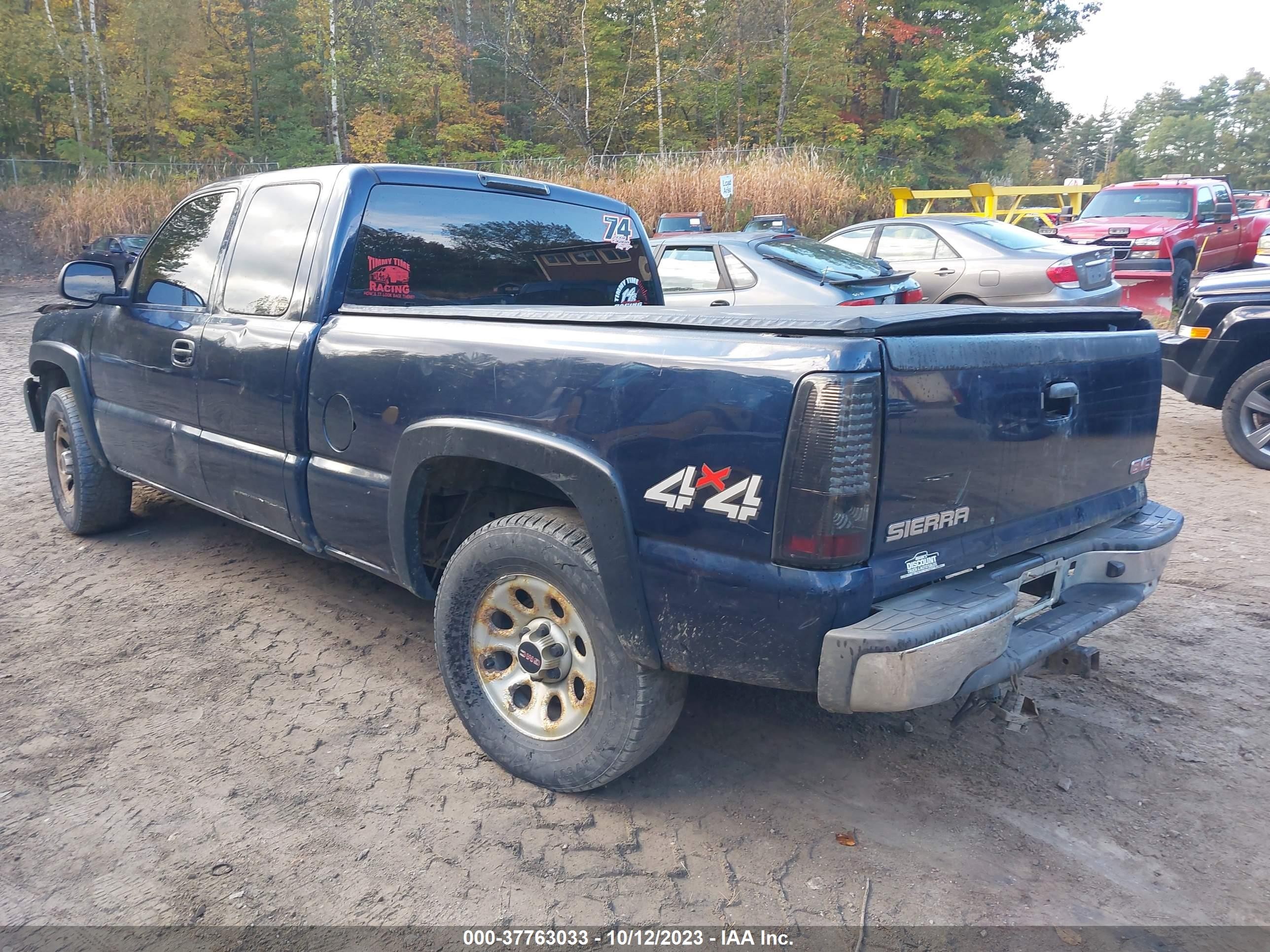 Photo 2 VIN: 2GTEK19V451251278 - GMC SIERRA 