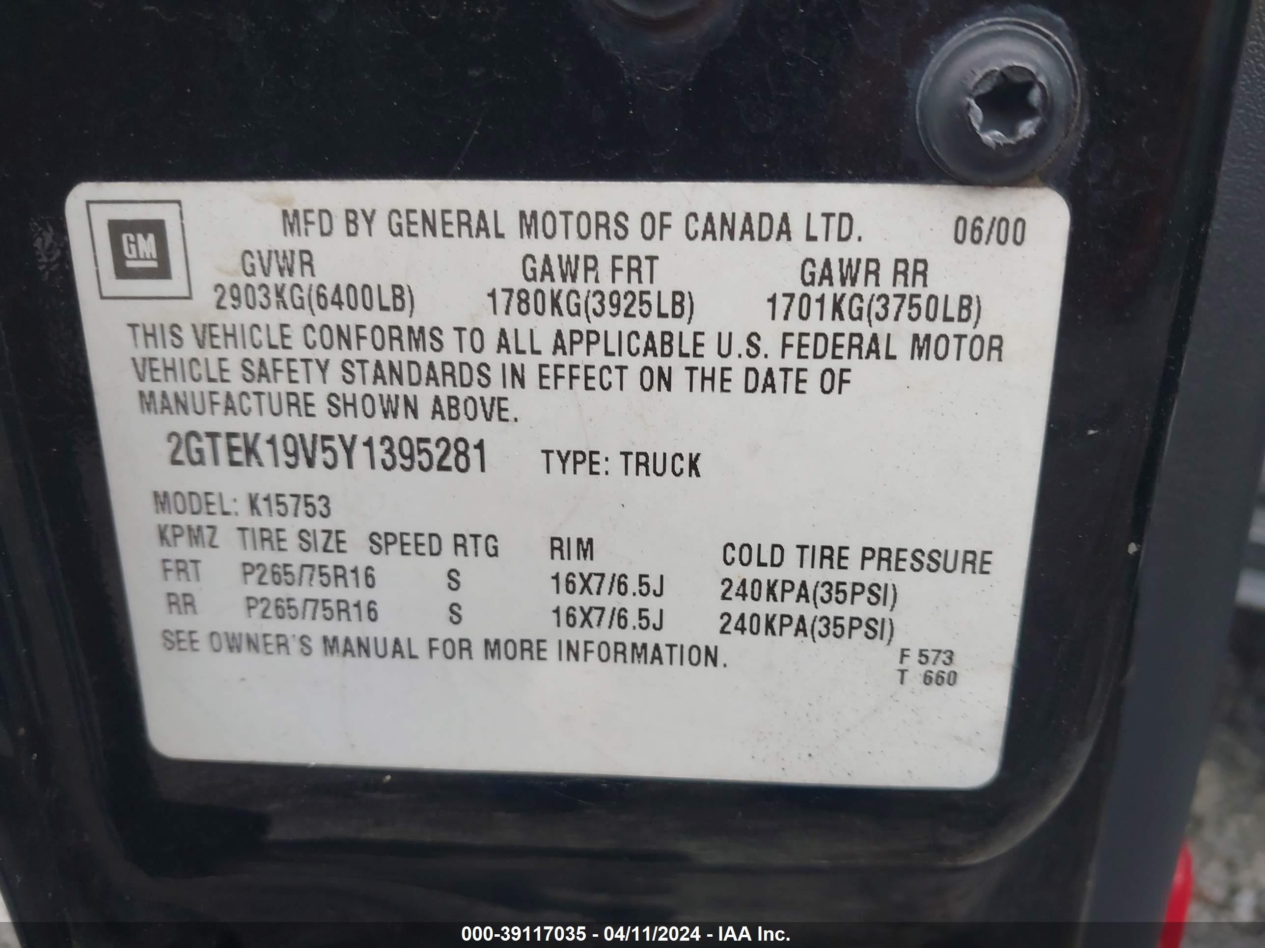 Photo 8 VIN: 2GTEK19V5Y1395281 - GMC SIERRA 