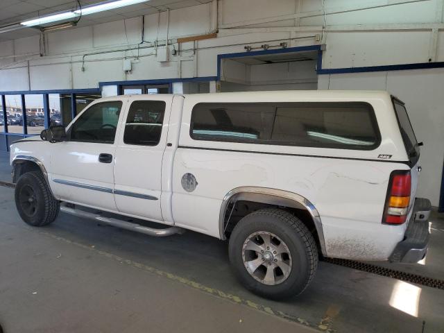 Photo 1 VIN: 2GTEK19V841231937 - GMC NEW SIERRA 