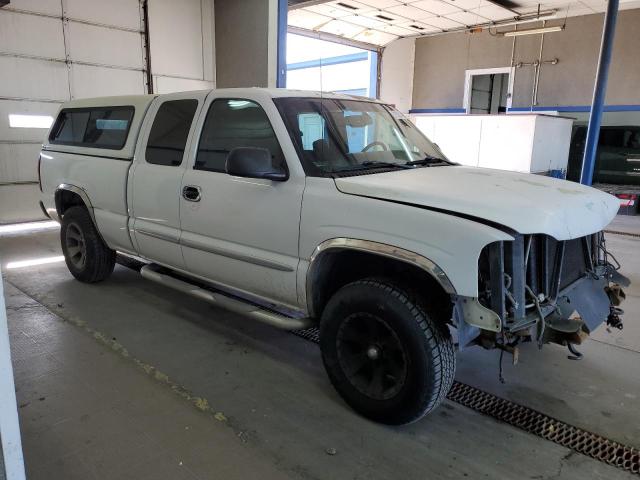 Photo 3 VIN: 2GTEK19V841231937 - GMC NEW SIERRA 