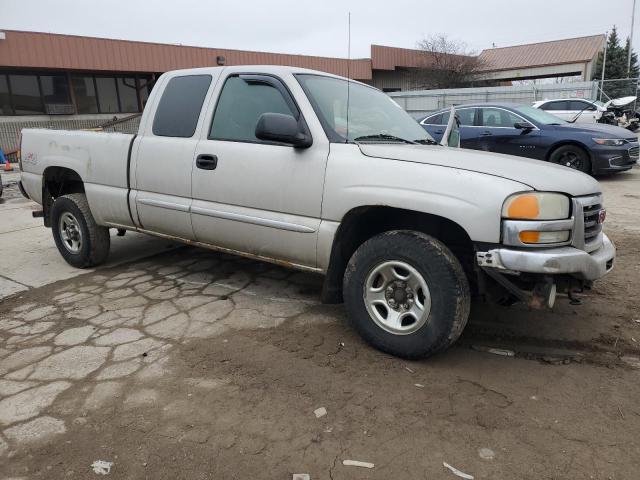 Photo 3 VIN: 2GTEK19VX41126994 - GMC SIERRA 