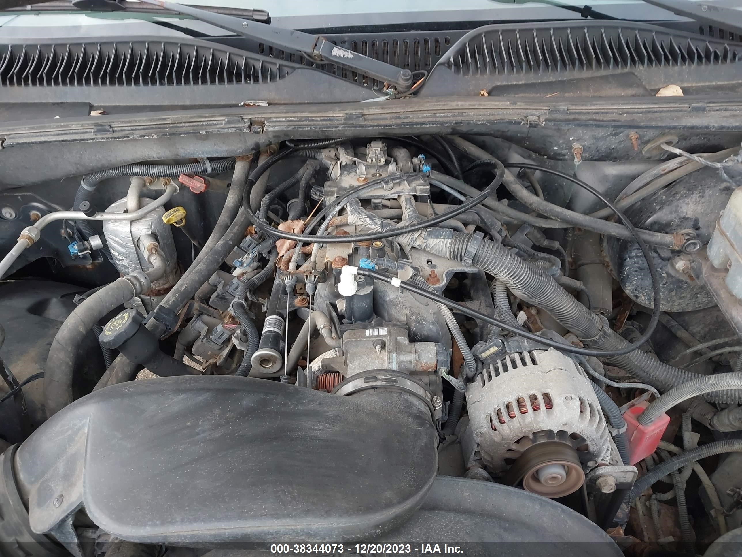 Photo 9 VIN: 2GTEK19VXY1378010 - GMC SIERRA 