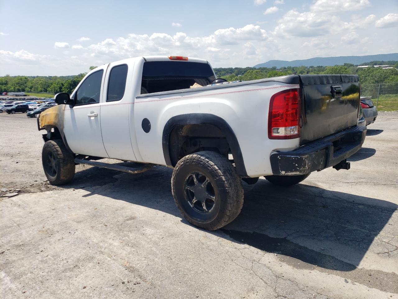 Photo 1 VIN: 2GTEK19Y281277179 - GMC SIERRA 