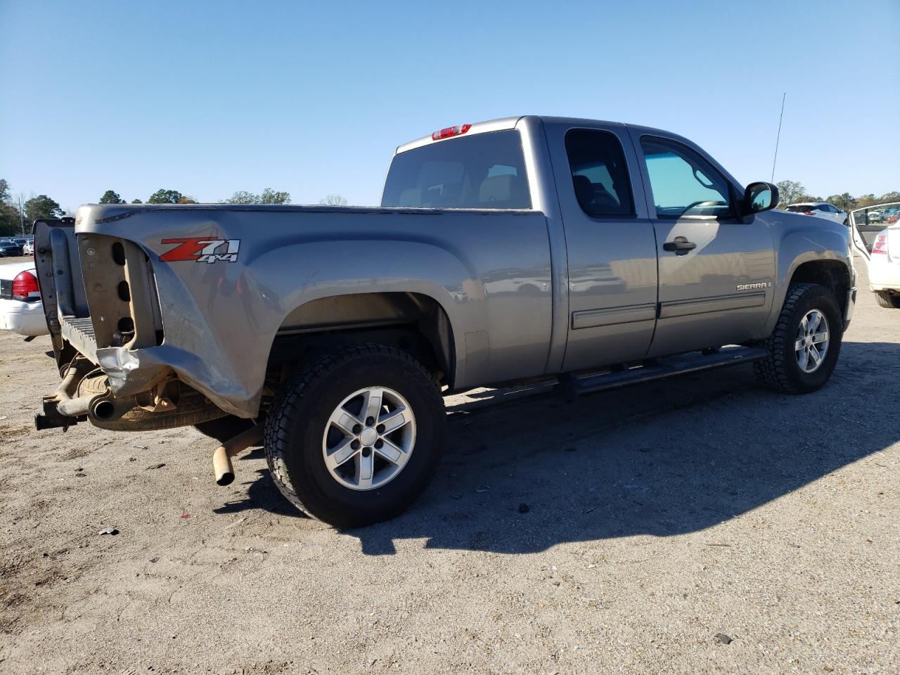 Photo 2 VIN: 2GTEK290791121057 - GMC SIERRA 