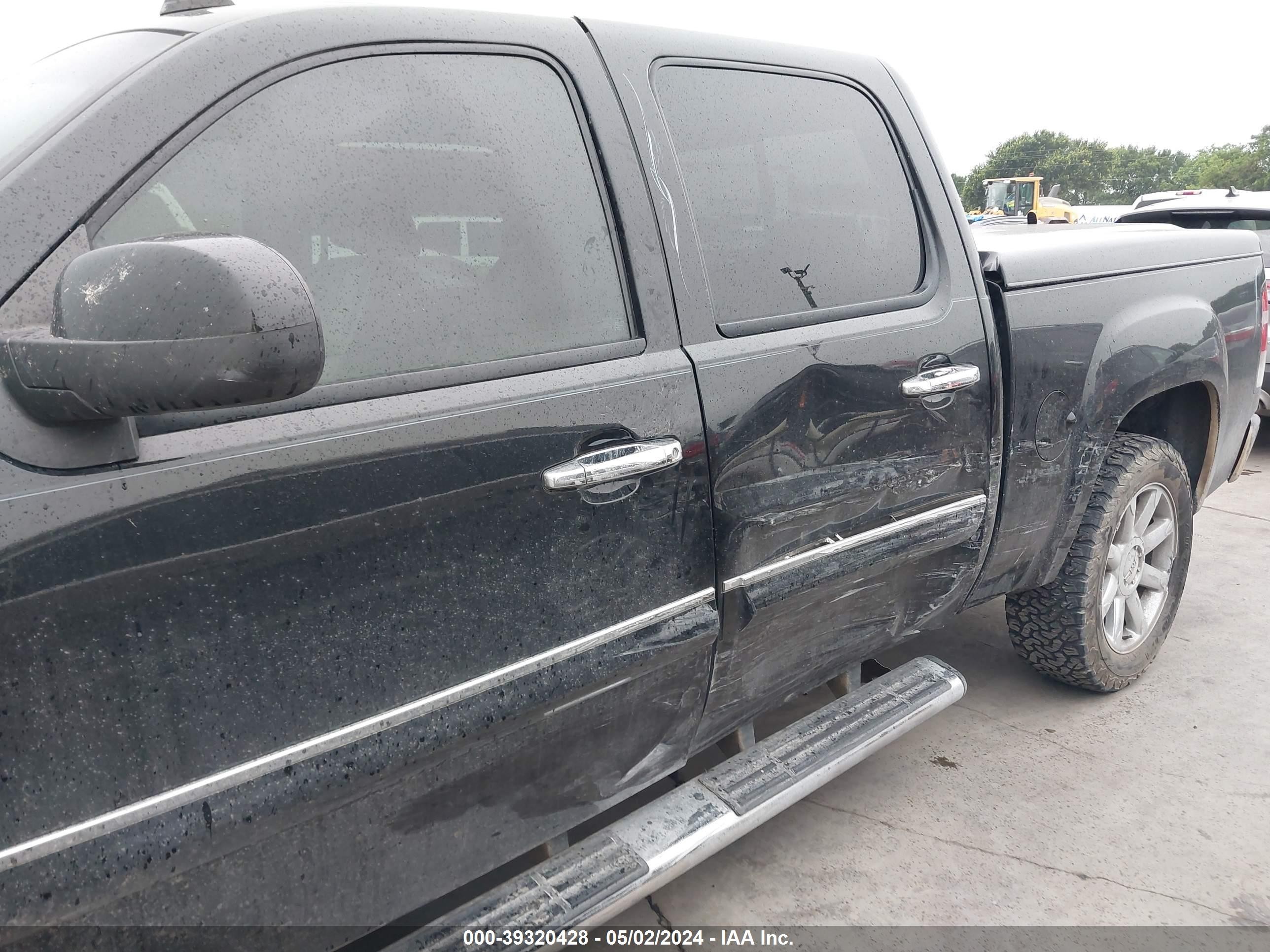 Photo 5 VIN: 2GTEK638171643623 - GMC SIERRA 