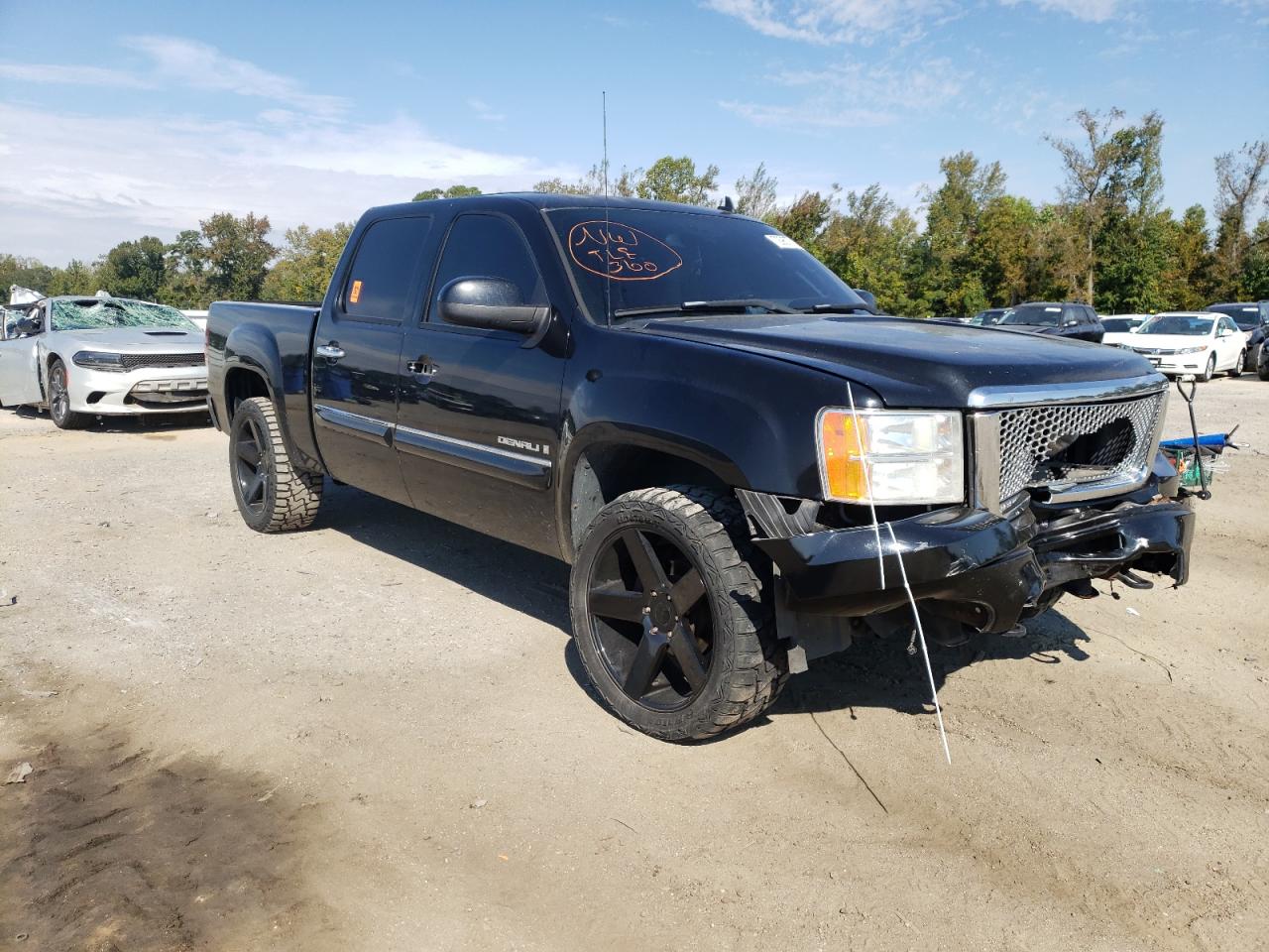 Photo 3 VIN: 2GTEK638381248621 - GMC SIERRA 