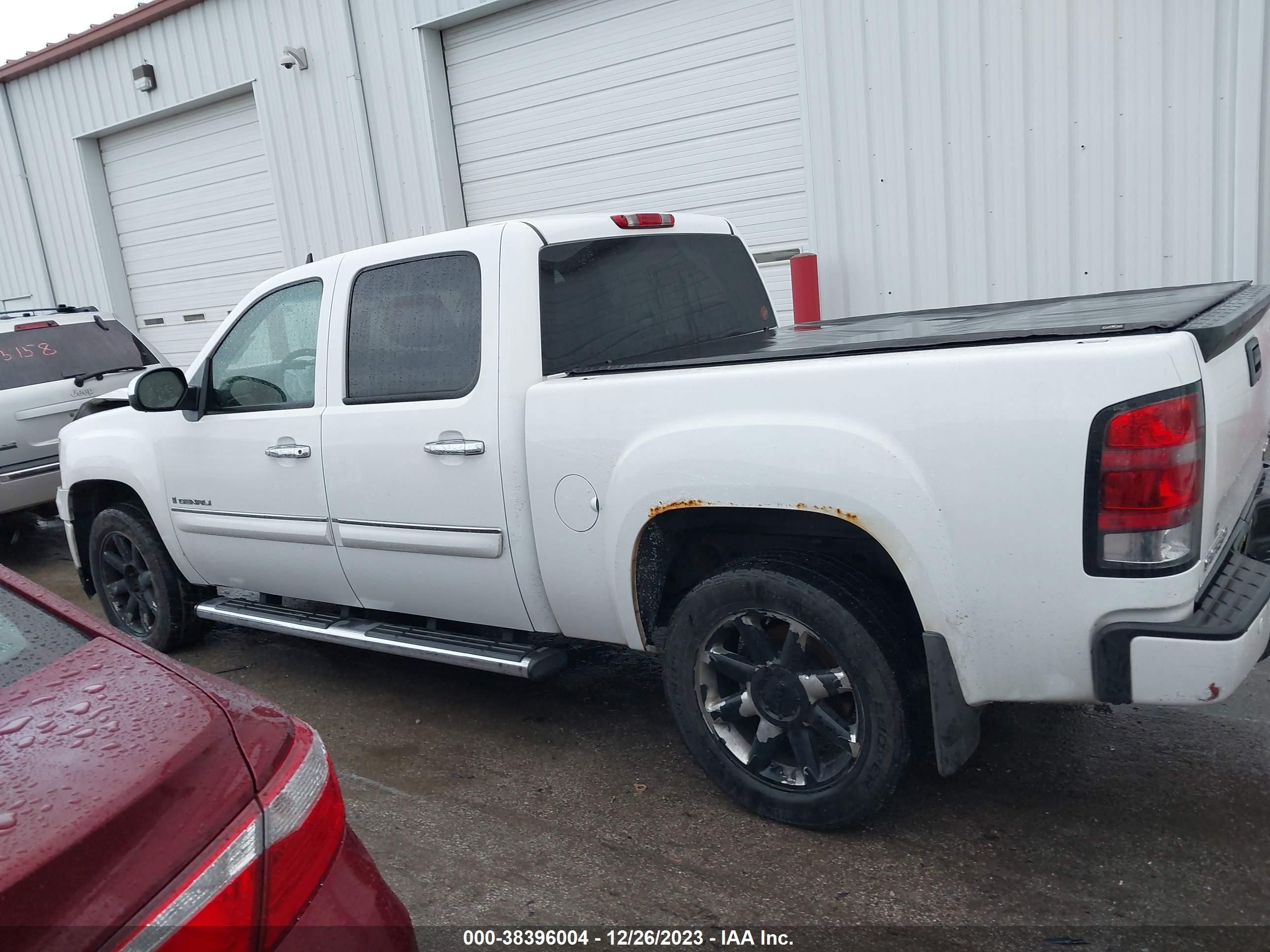 Photo 13 VIN: 2GTEK638881327329 - GMC SIERRA 