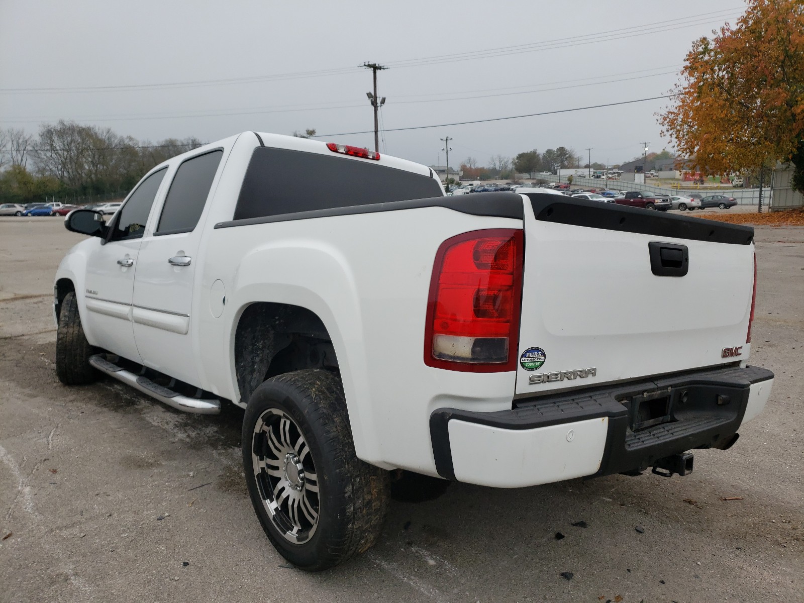 Photo 2 VIN: 2GTEK638X81162111 - GMC NEW SIERRA 