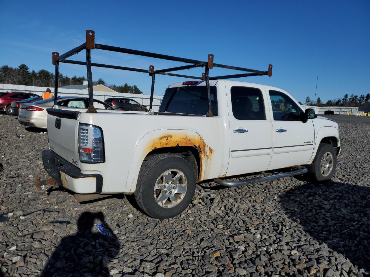 Photo 2 VIN: 2GTEK638X81331690 - GMC SIERRA 