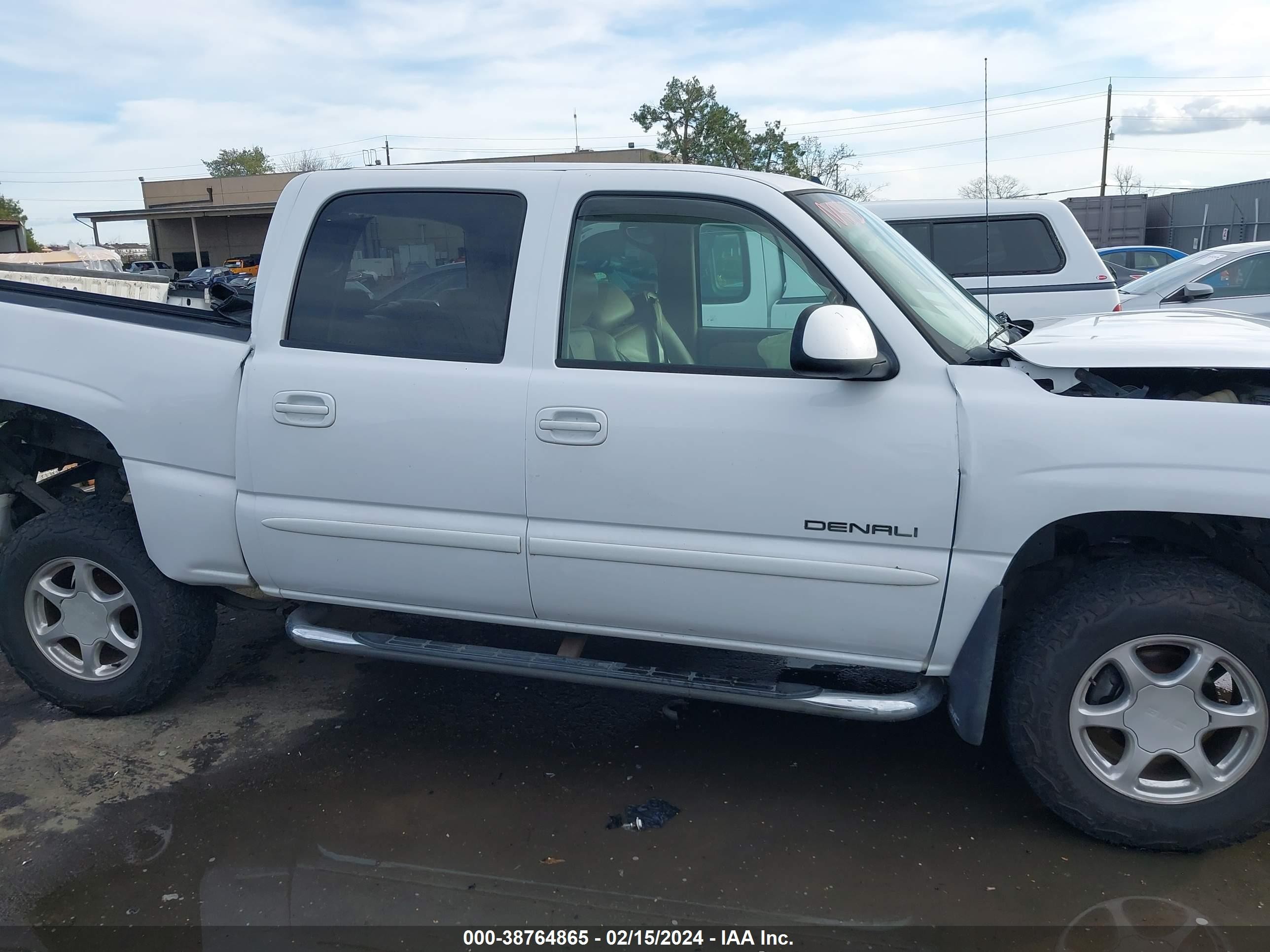 Photo 13 VIN: 2GTEK63N161233313 - GMC SIERRA 