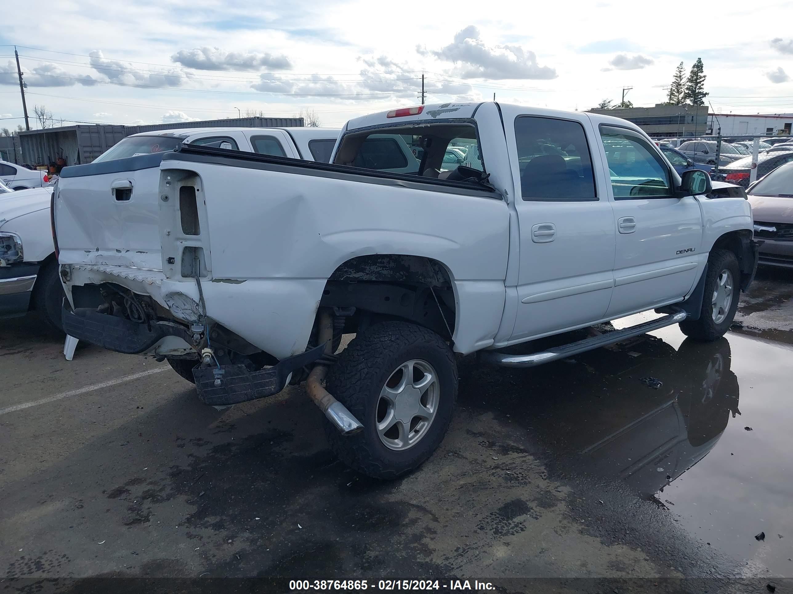 Photo 3 VIN: 2GTEK63N161233313 - GMC SIERRA 