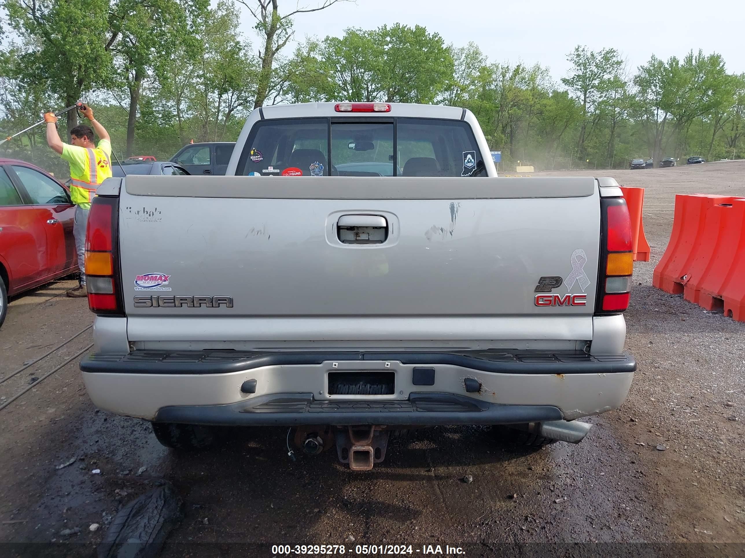 Photo 15 VIN: 2GTEK63N761210831 - GMC SIERRA 