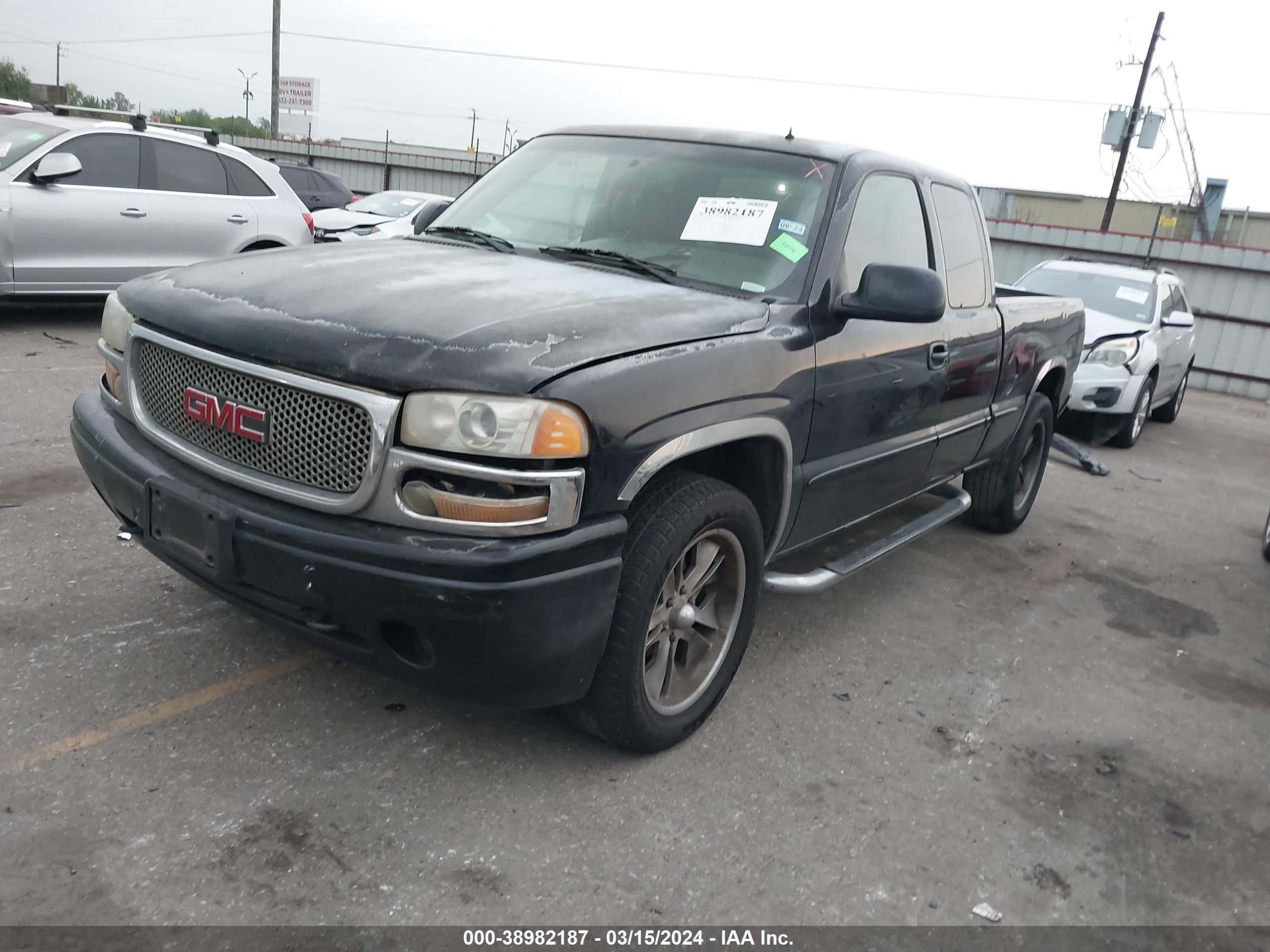 Photo 1 VIN: 2GTEK69U411227190 - GMC SIERRA 