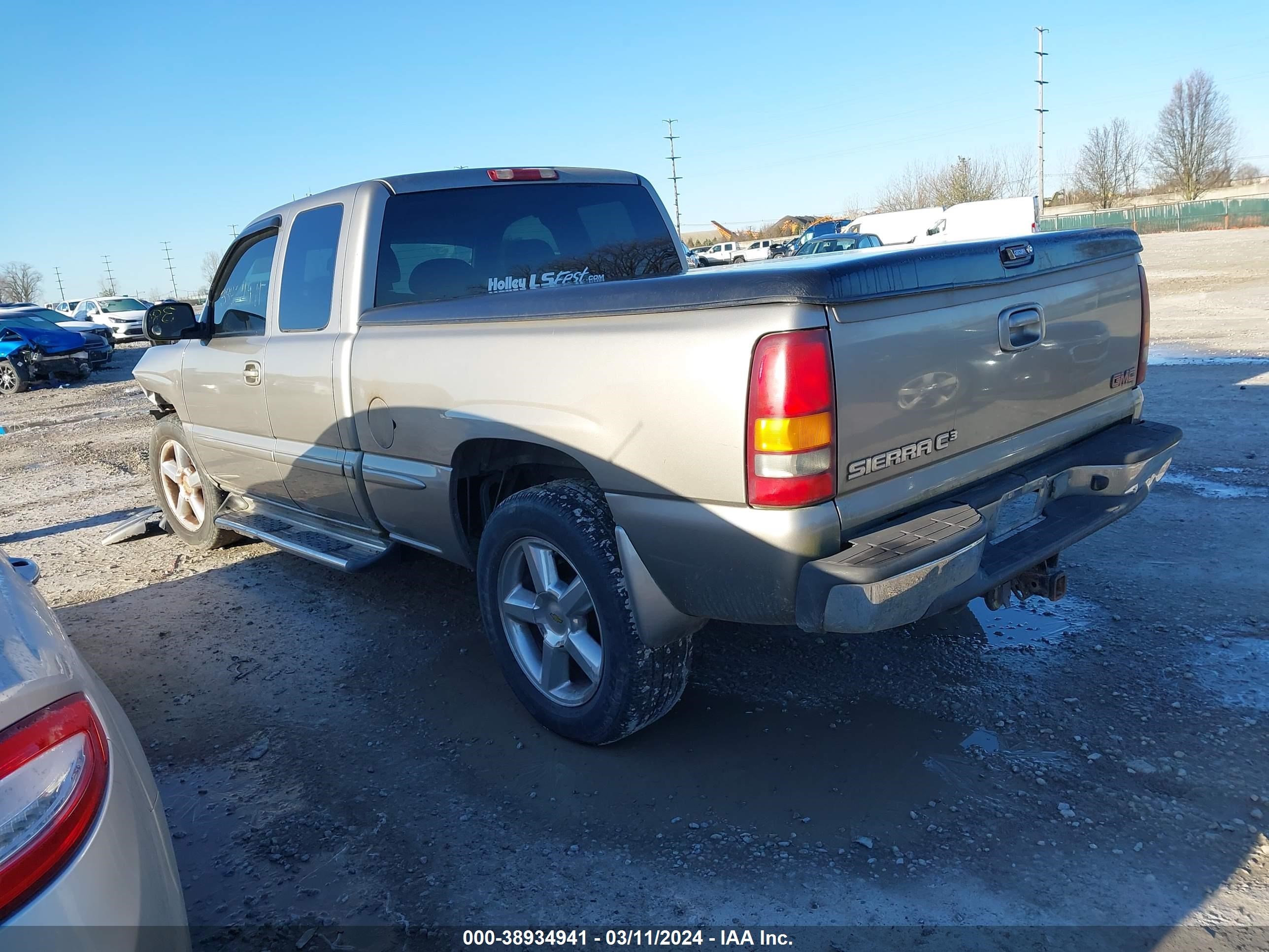 Photo 2 VIN: 2GTEK69U511319019 - GMC SIERRA 