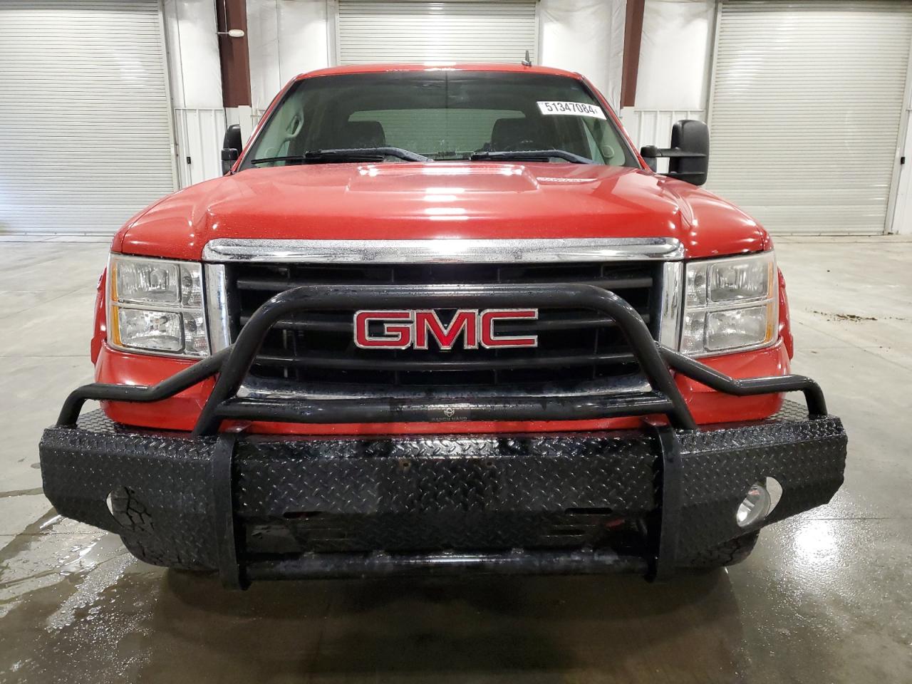 Photo 4 VIN: 2GTFK13Y371631979 - GMC SIERRA 