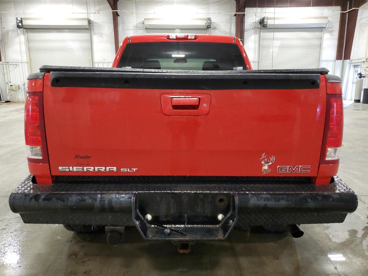 Photo 5 VIN: 2GTFK13Y371631979 - GMC SIERRA 