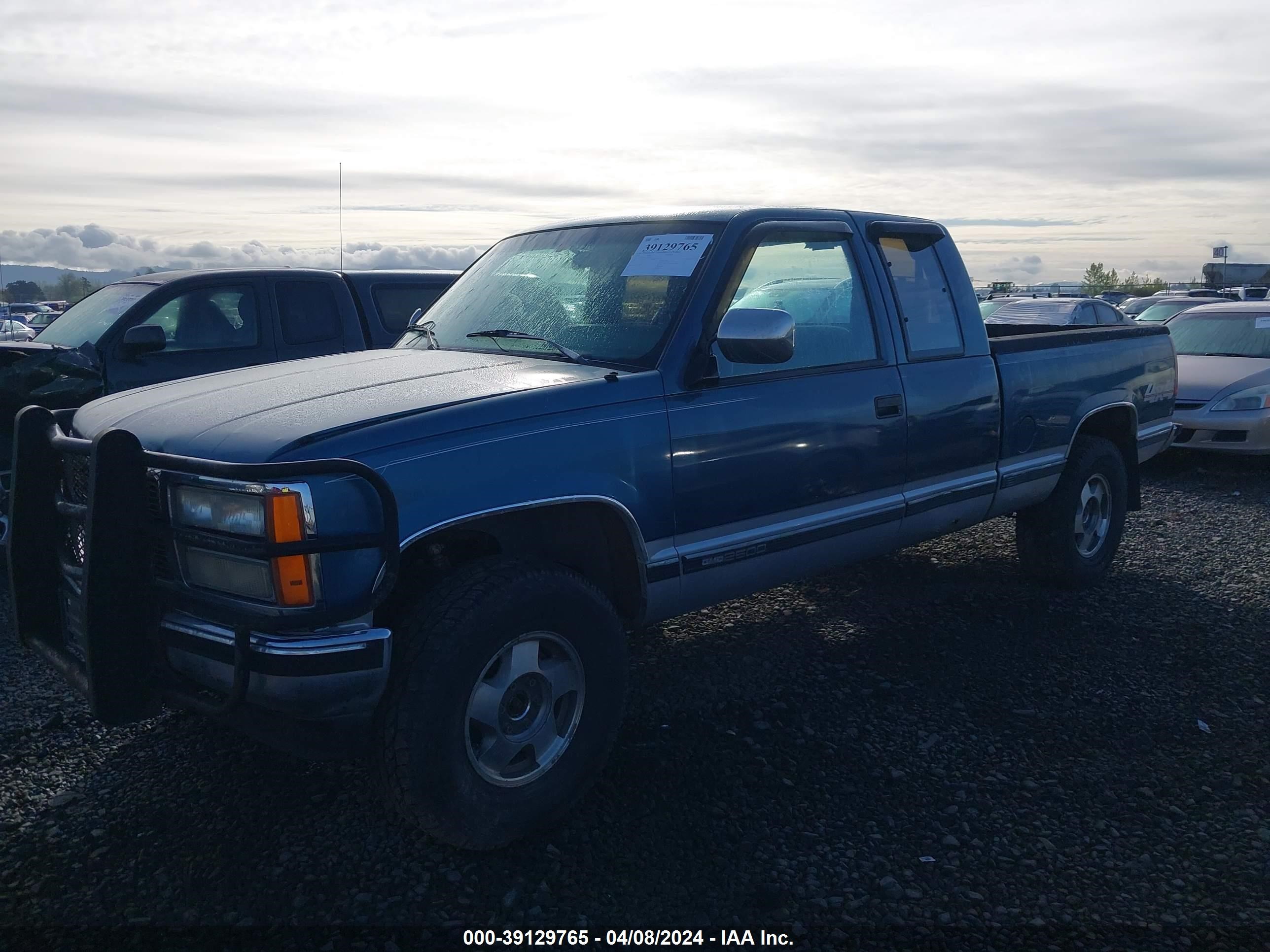 Photo 1 VIN: 2GTFK29K3L1527897 - GMC SIERRA 