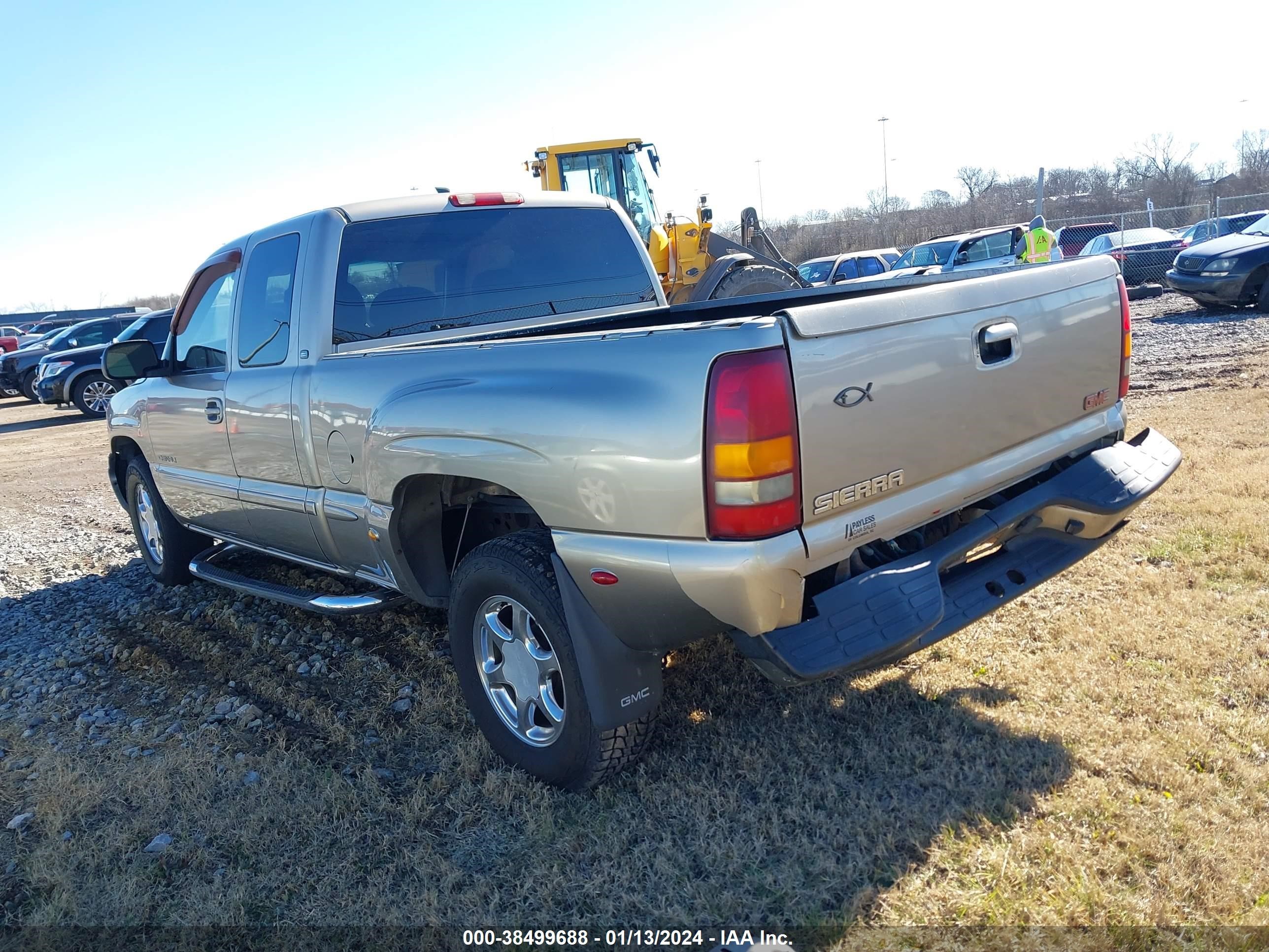 Photo 2 VIN: 2GTFK69U321342790 - GMC SIERRA 