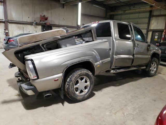 Photo 2 VIN: 2GTFK69U421386815 - GMC SIERRA 