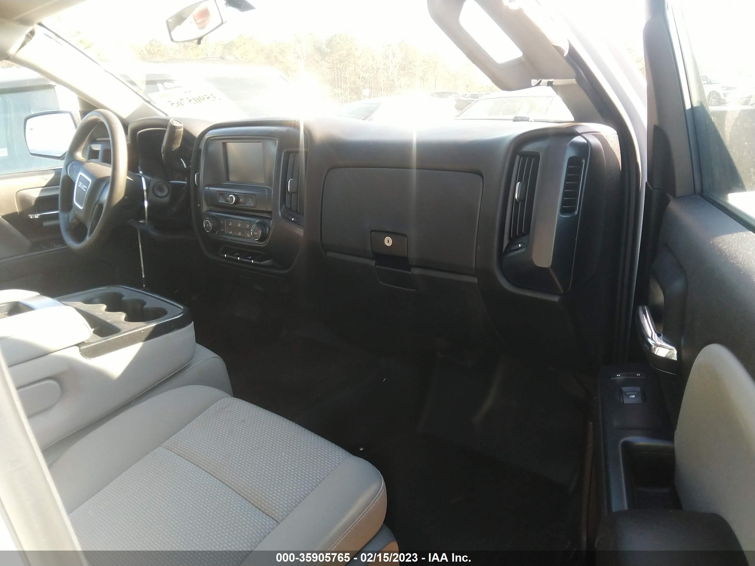 Photo 4 VIN: 2GTR1LEC3K1178419 - GMC SIERRA 