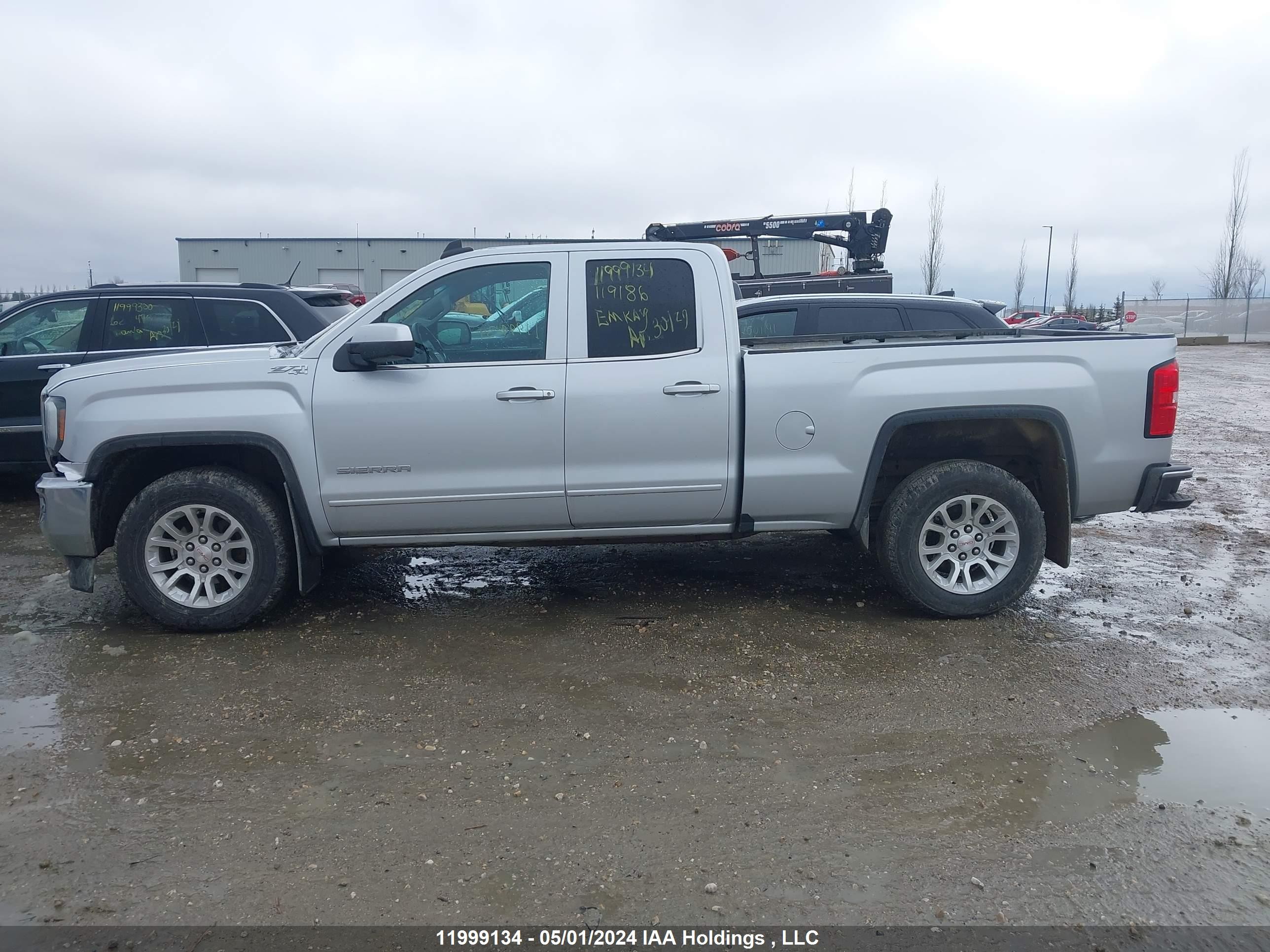 Photo 14 VIN: 2GTV2MEC6K1119186 - GMC SIERRA 