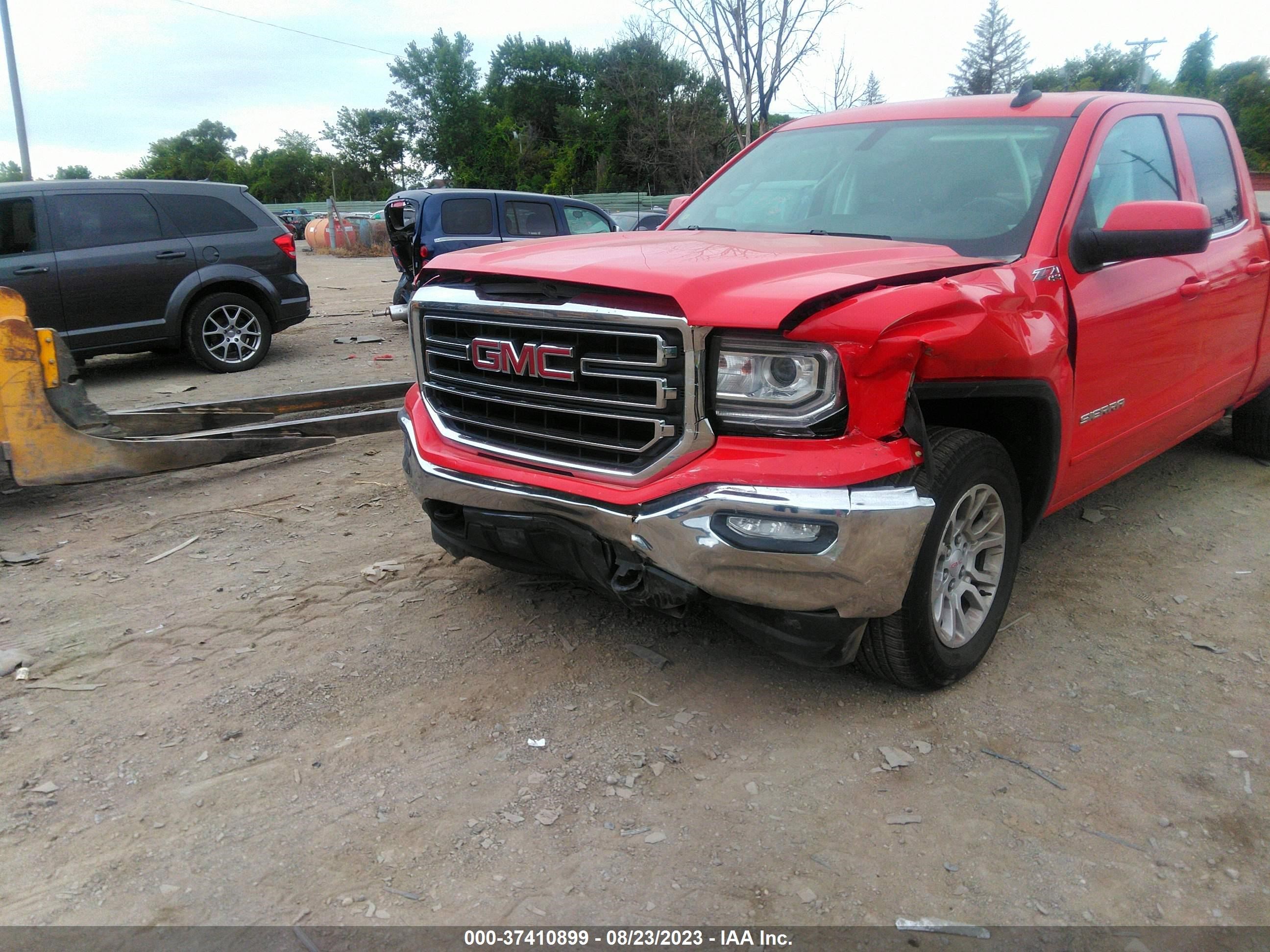 Photo 5 VIN: 2GTV2MEC6K1123447 - GMC SIERRA 