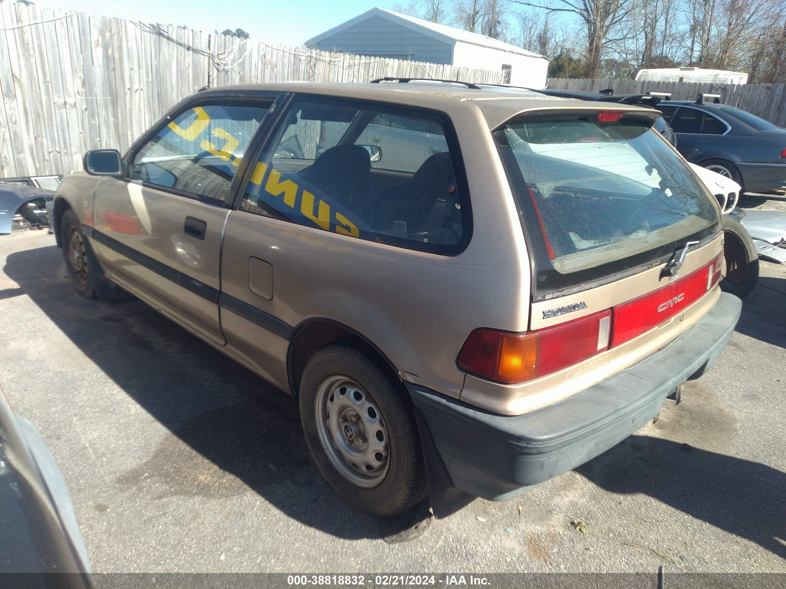 Photo 3 VIN: 2HGED6353JH504884 - HONDA CIVIC 