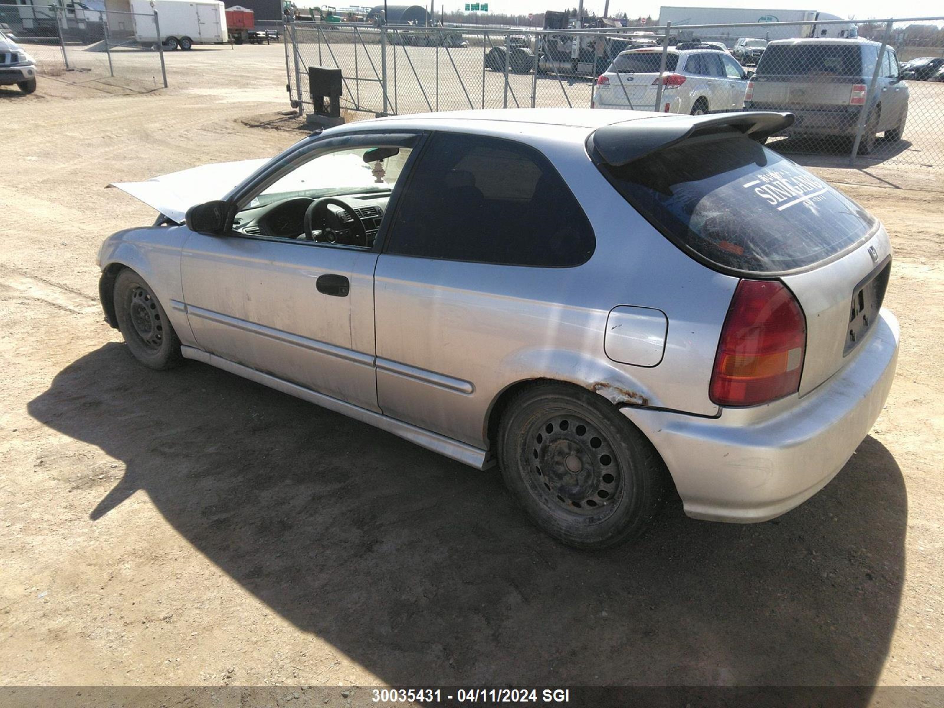 Photo 2 VIN: 2HGEJ6325TH005828 - HONDA CIVIC 