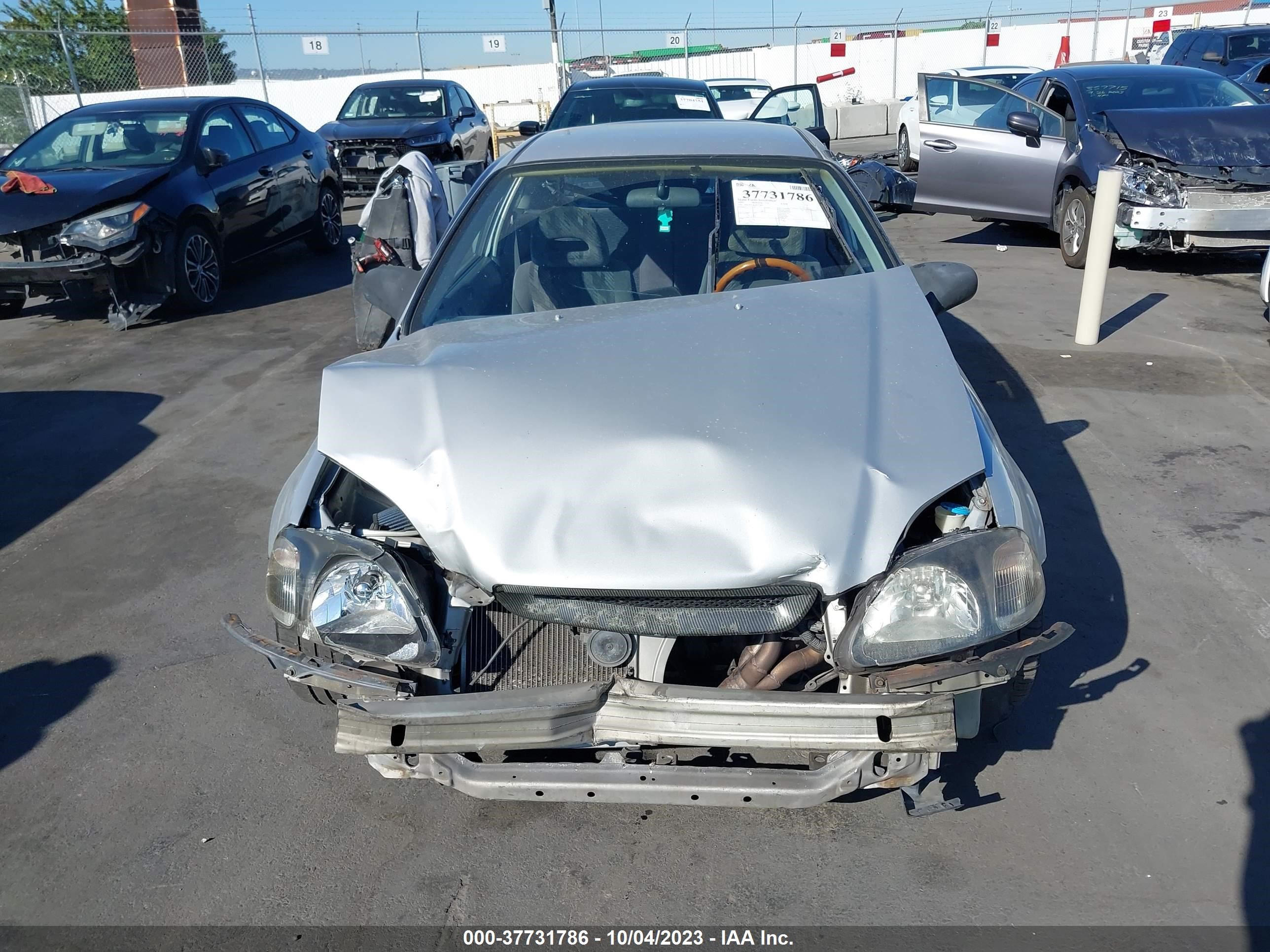 Photo 12 VIN: 2HGEJ6326VH115497 - HONDA CIVIC 